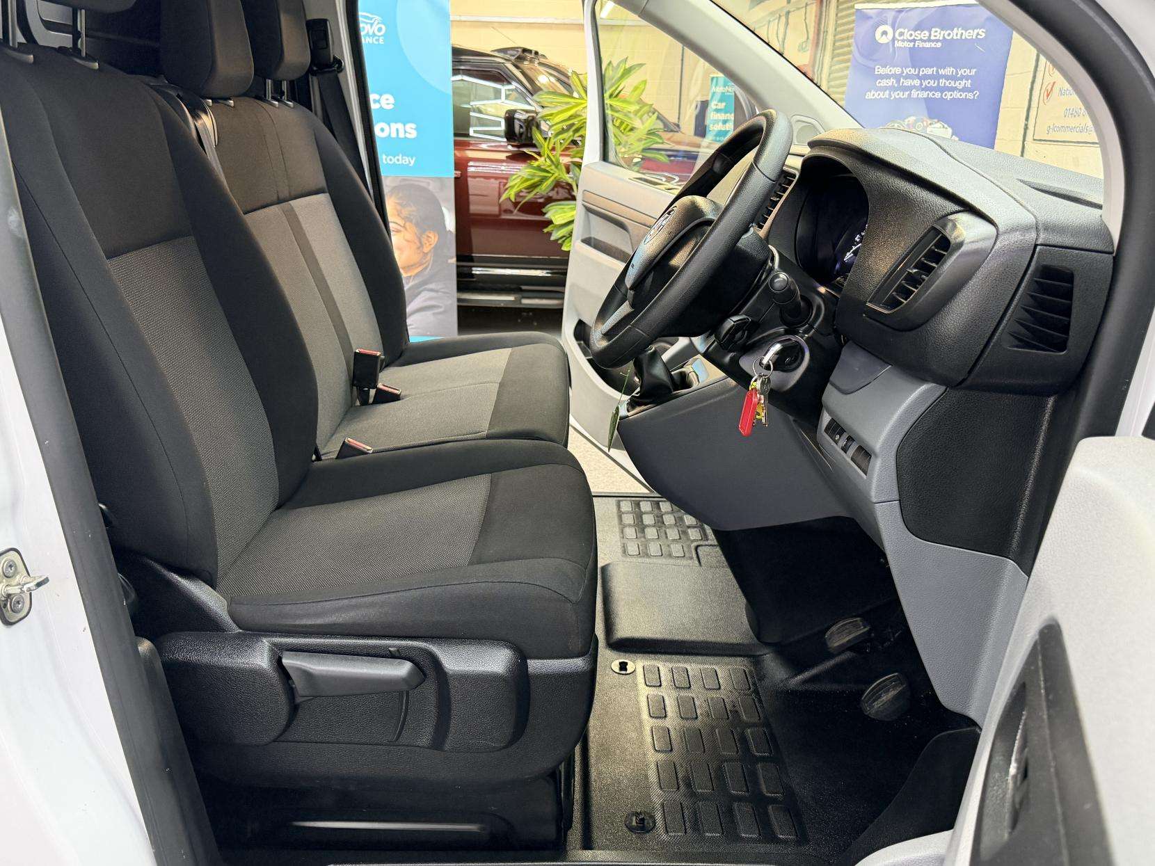 2022 VAUXHALL VIVARO 2022 VAUXHALL VIVARO