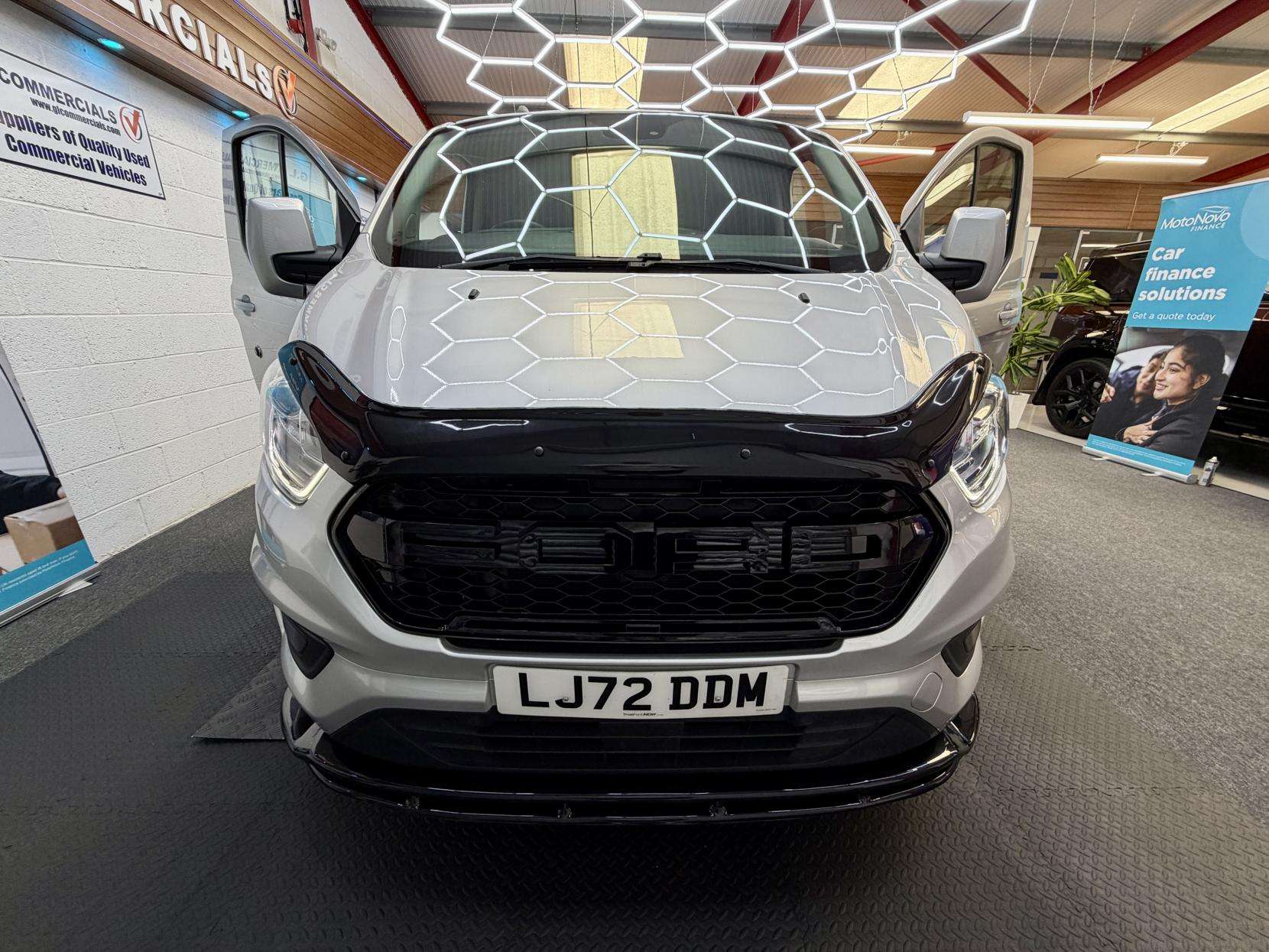 A 2023 FORD TRANSIT CUSTOM 2.0 300 EcoBlue Limited Panel Van 5dr Diesel Manual L2 H1 Euro 6 (s/s) (130 ps) A 2023 FORD TRANSIT CUSTOM 2.0 300 EcoBlue Limited Panel Van 5dr Diesel Manual L2 H1 Euro 6 (s/s) (130 ps)