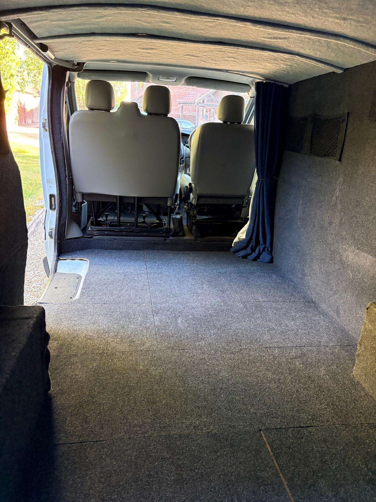 2012 VAUXHALL VIVARO 2012 VAUXHALL VIVARO