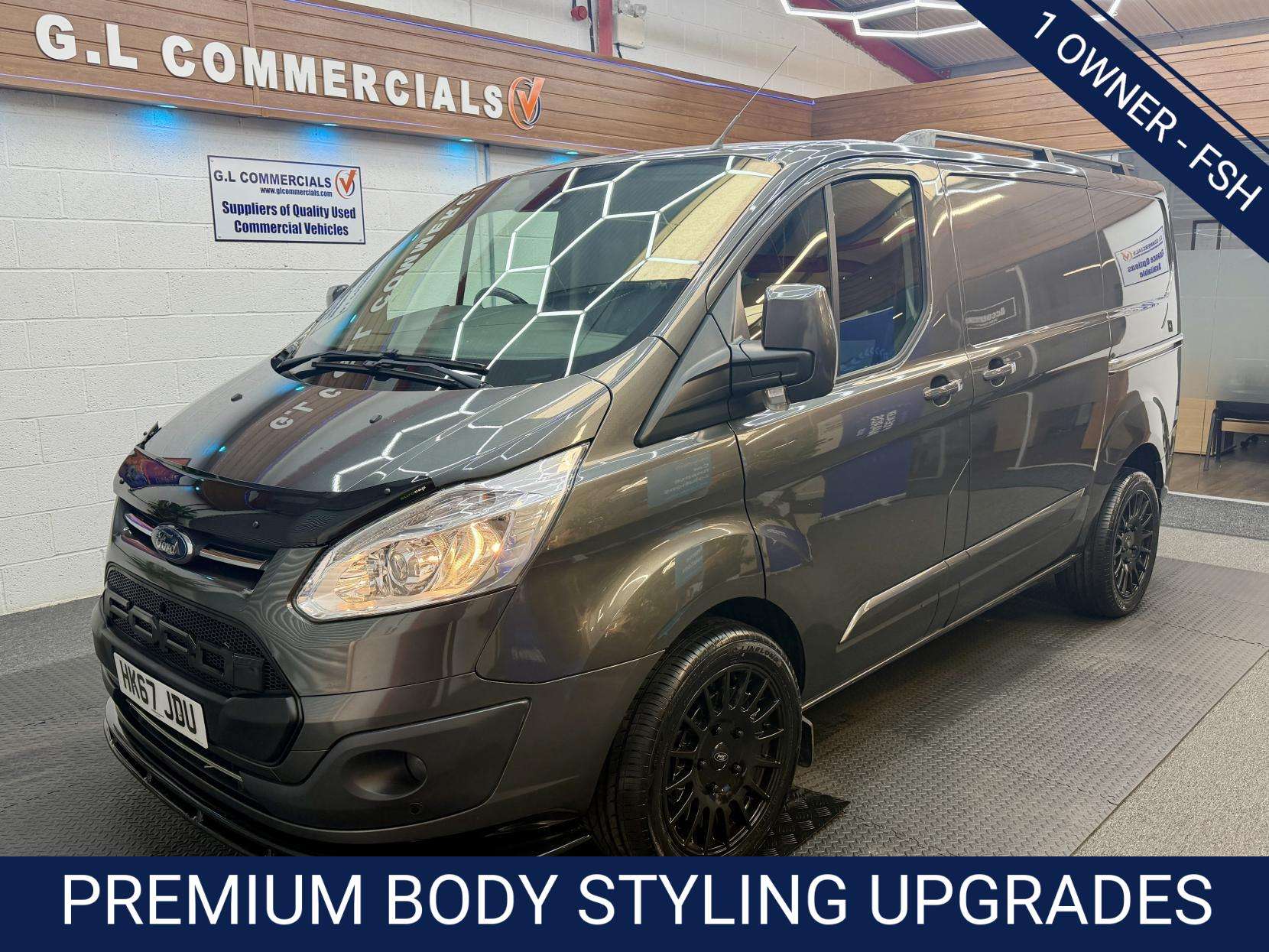 A 2017 FORD TRANSIT CUSTOM 2.0 TDCi 290 Limited L1* PREMIUM STYLING KIT * A 2017 FORD TRANSIT CUSTOM 2.0 TDCi 290 Limited L1* PREMIUM STYLING KIT *
