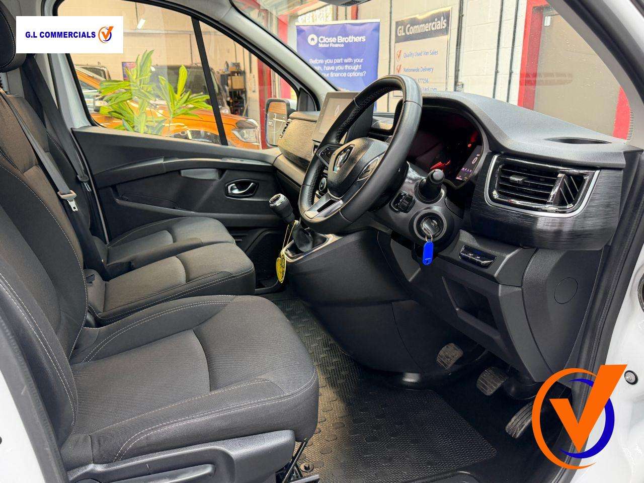 2023 RENAULT TRAFIC 2023 RENAULT TRAFIC