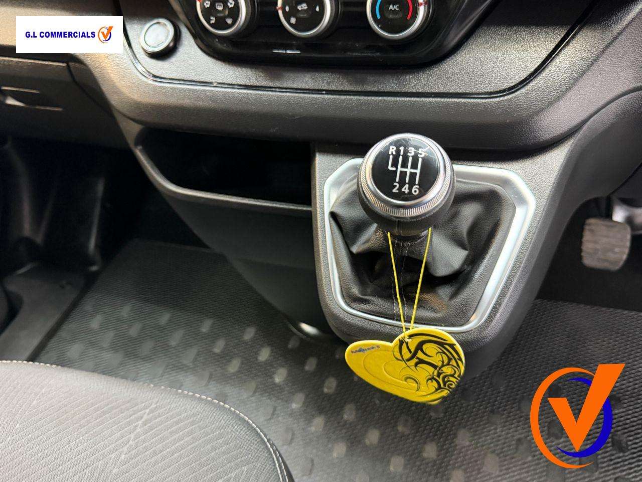 2023 RENAULT TRAFIC 2023 RENAULT TRAFIC