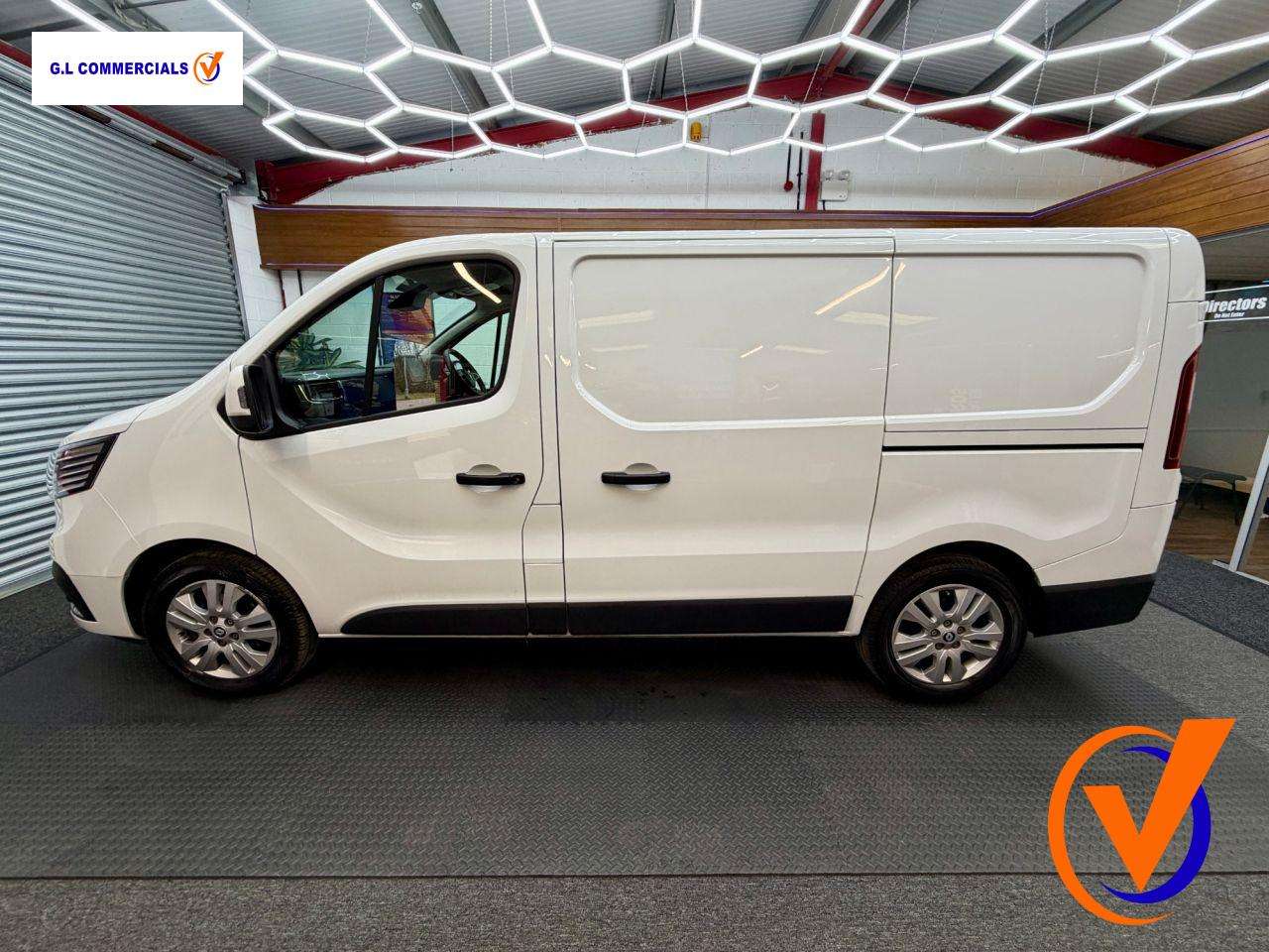 A 2023 RENAULT TRAFIC 2.0 dCi Blue SL30 Extra Panel Van 5dr Diesel Manual L1 H1 Euro 6 (s/s) (130 ps) A 2023 RENAULT TRAFIC 2.0 dCi Blue SL30 Extra Panel Van 5dr Diesel Manual L1 H1 Euro 6 (s/s) (130 ps)