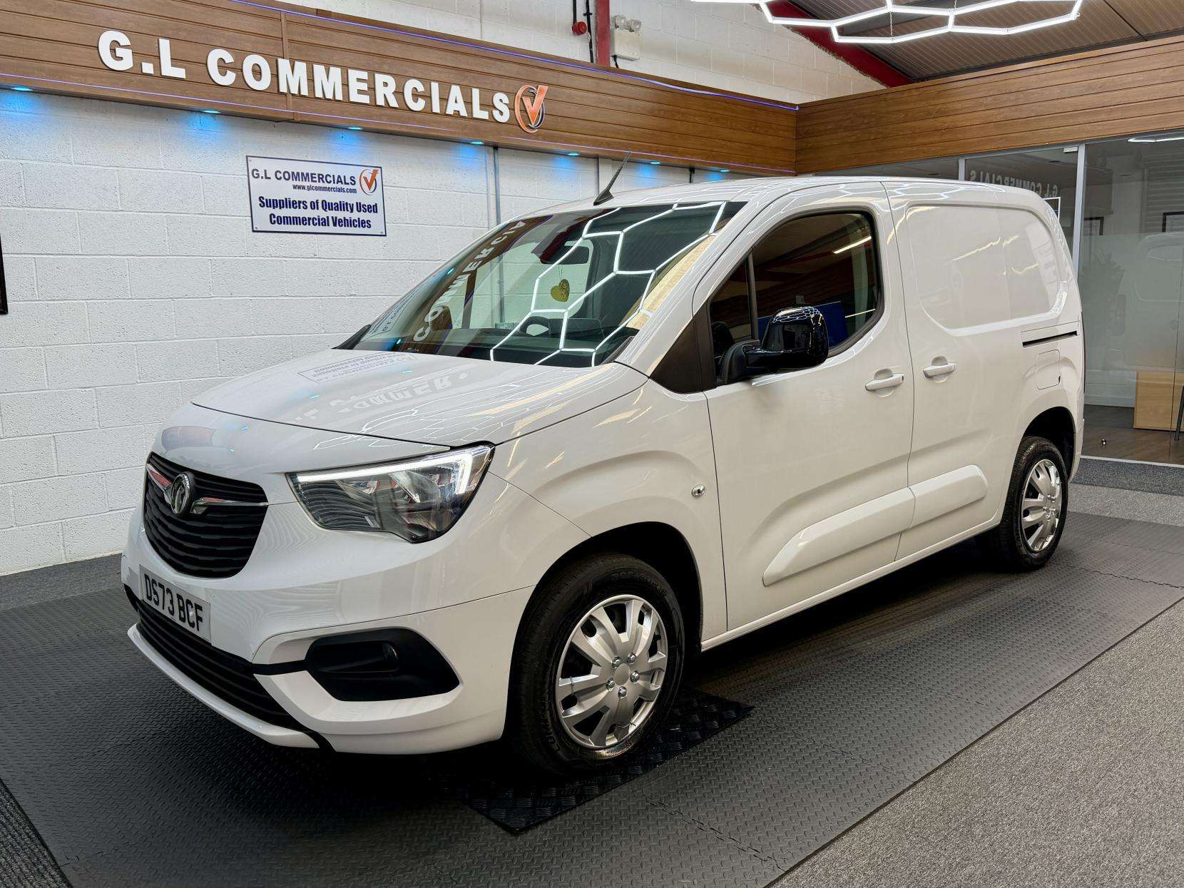 A 2023 VAUXHALL COMBO 1.5 Turbo D 2300 Pro Panel Van 5dr Diesel Manual L1 H1 Euro 6 (s/s) (100 ps) A 2023 VAUXHALL COMBO 1.5 Turbo D 2300 Pro Panel Van 5dr Diesel Manual L1 H1 Euro 6 (s/s) (100 ps)