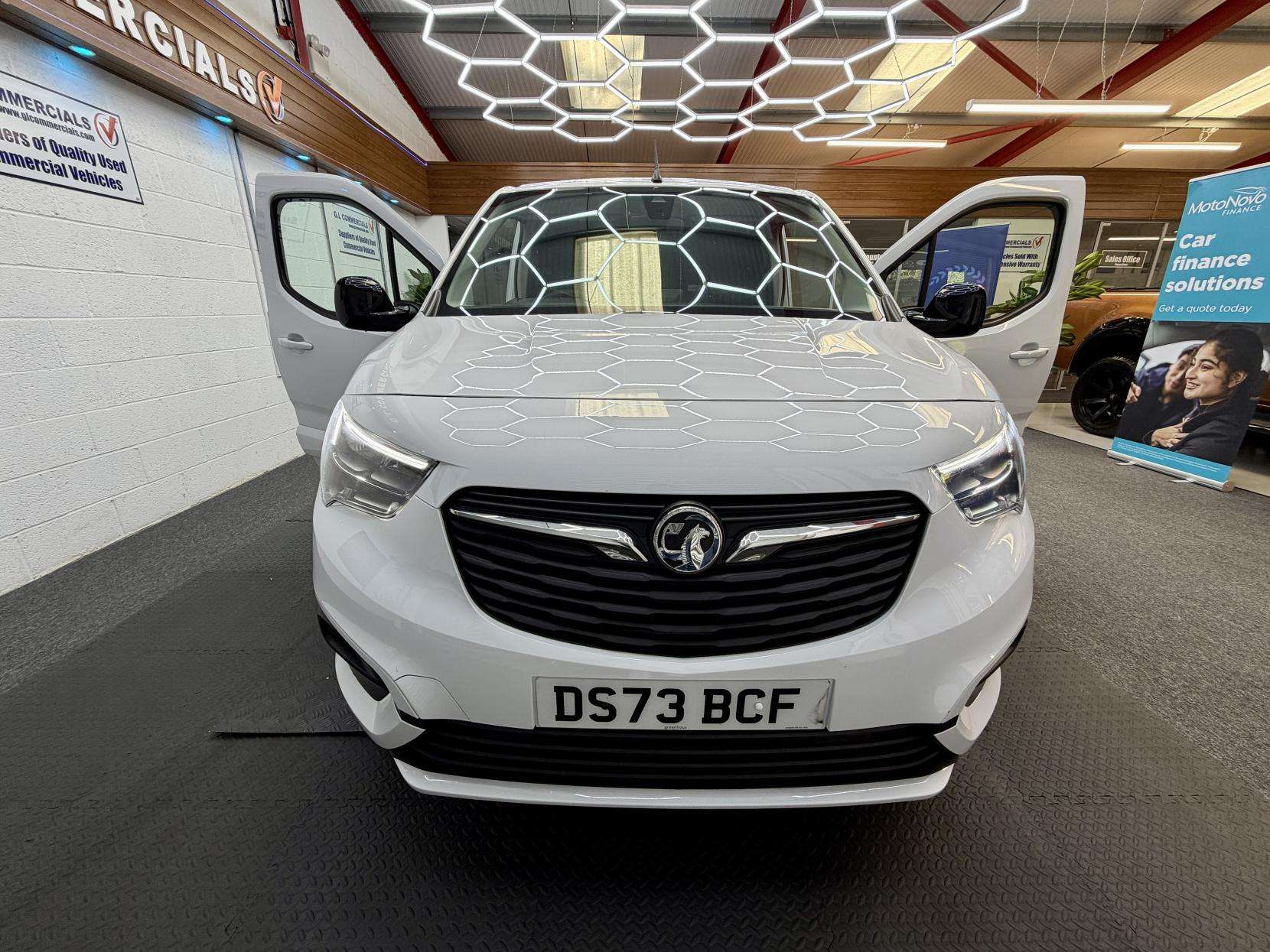 A 2023 VAUXHALL COMBO 1.5 Turbo D 2300 Pro Panel Van 5dr Diesel Manual L1 H1 Euro 6 (s/s) (100 ps) A 2023 VAUXHALL COMBO 1.5 Turbo D 2300 Pro Panel Van 5dr Diesel Manual L1 H1 Euro 6 (s/s) (100 ps)