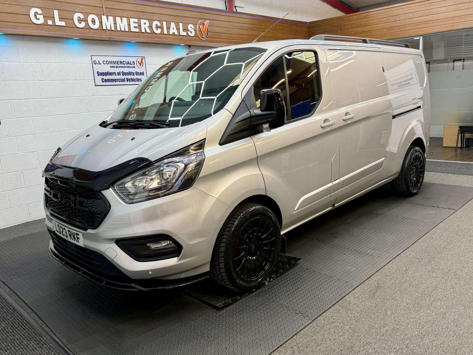 A 2023 FORD TRANSIT CUSTOM 2.0 300 EcoBlue Limited Panel Van 5dr Diesel Manual L2 H1 Euro 6 (s/s) (130 ps) A 2023 FORD TRANSIT CUSTOM 2.0 300 EcoBlue Limited Panel Van 5dr Diesel Manual L2 H1 Euro 6 (s/s) (130 ps)