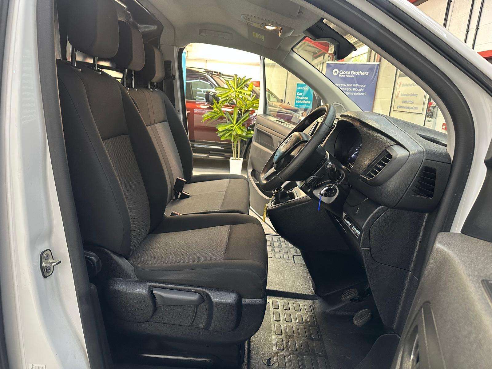 2023 VAUXHALL VIVARO 2023 VAUXHALL VIVARO