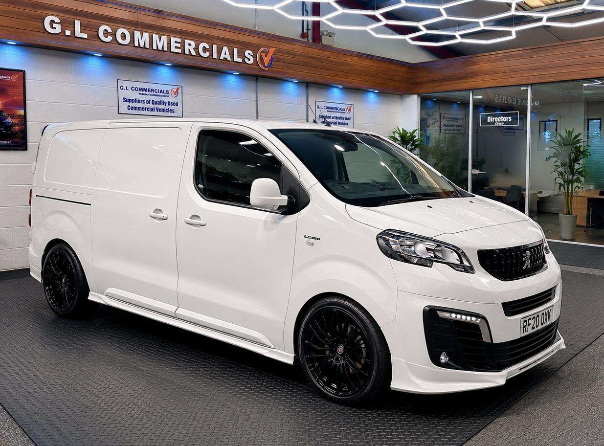 A 2022 VAUXHALL VIVARO 1.5 Turbo D 2900 Dynamic Panel Van 6dr Diesel Manual L1 H1 Euro 6 (s/s) (100 ps) A 2022 VAUXHALL VIVARO 1.5 Turbo D 2900 Dynamic Panel Van 6dr Diesel Manual L1 H1 Euro 6 (s/s) (100 ps)