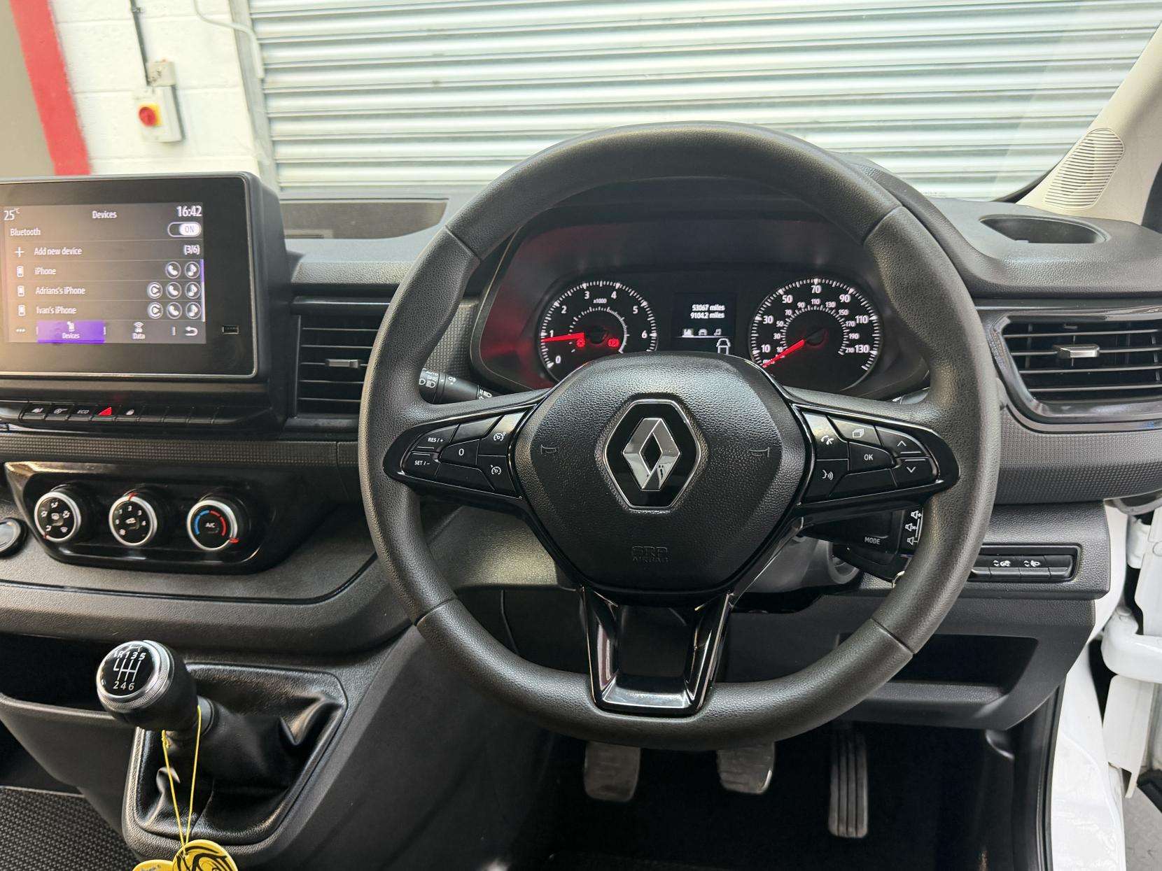 2023 RENAULT TRAFIC 2023 RENAULT TRAFIC