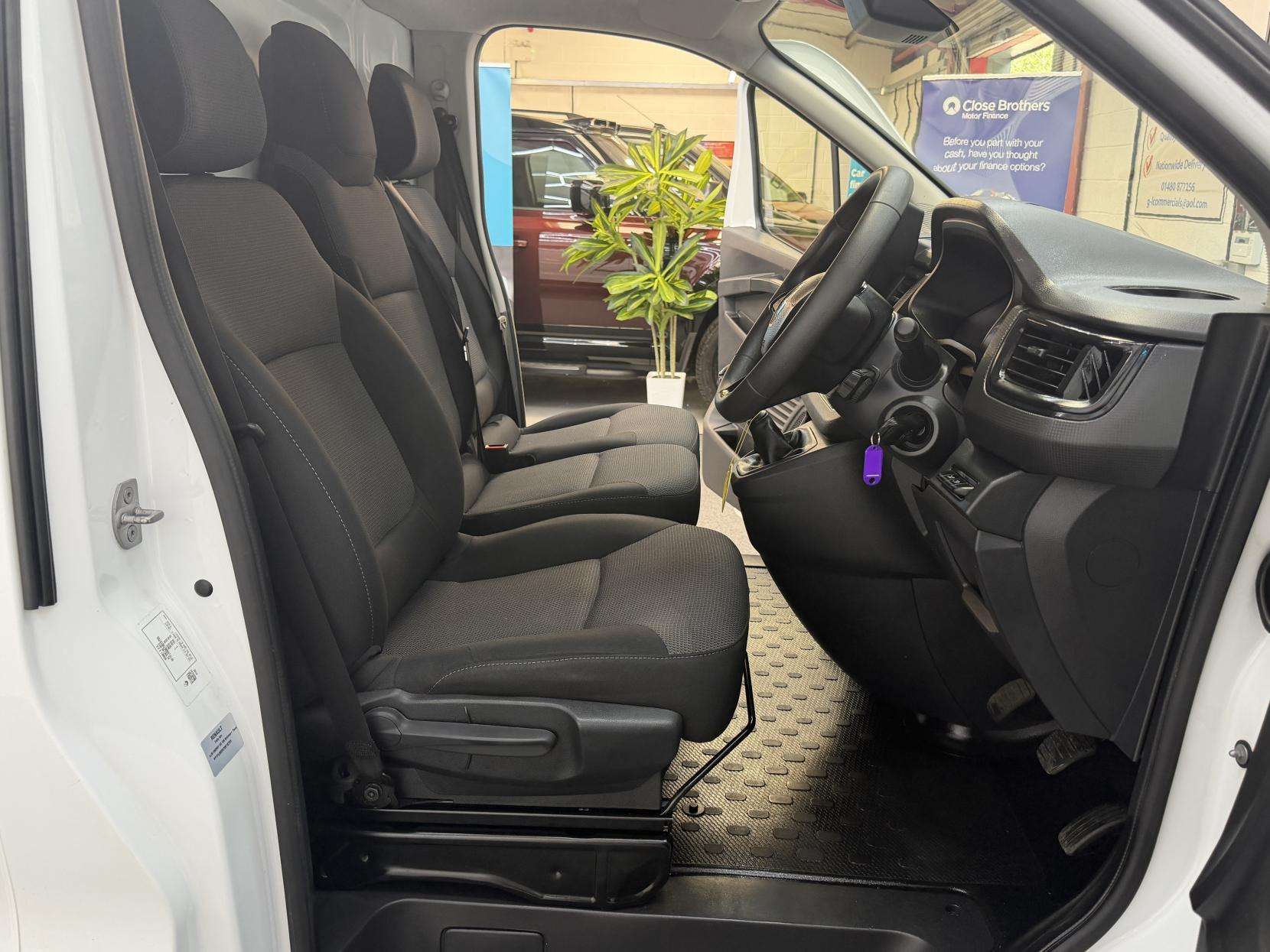 2023 RENAULT TRAFIC 2023 RENAULT TRAFIC