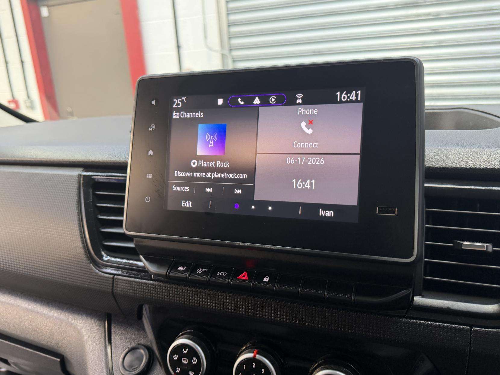 2023 RENAULT TRAFIC 2023 RENAULT TRAFIC