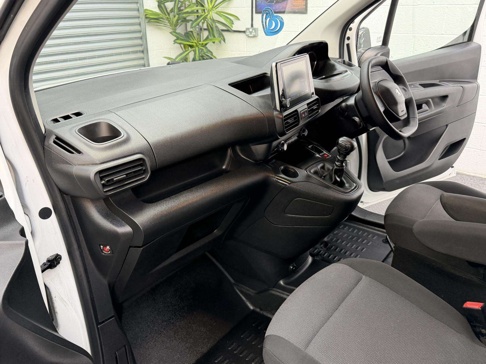 2022 PEUGEOT PARTNER 2022 PEUGEOT PARTNER