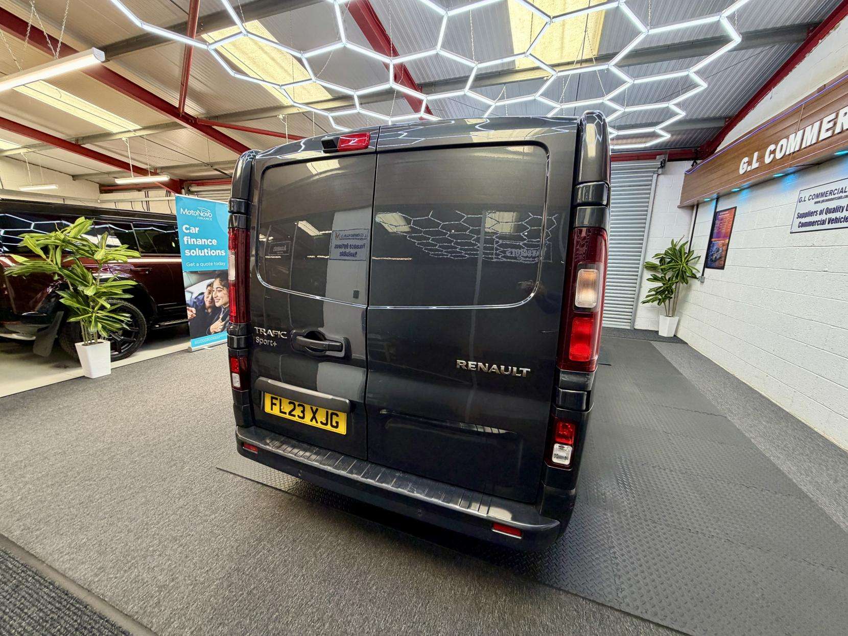 2023 RENAULT TRAFIC 2023 RENAULT TRAFIC