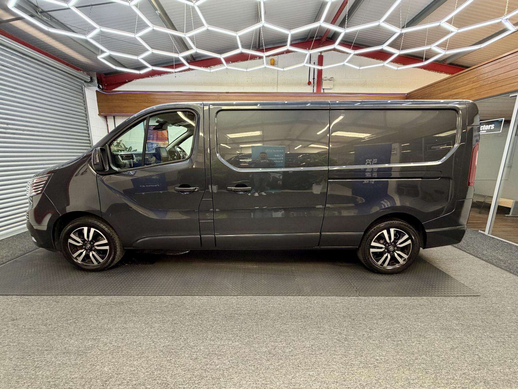 A 2023 RENAULT TRAFIC 2.0 dCi Blue LL30 Sport+ Panel Van 5dr Diesel Manual L2 H1 Euro 6 (s/s) (150 ps) A 2023 RENAULT TRAFIC 2.0 dCi Blue LL30 Sport+ Panel Van 5dr Diesel Manual L2 H1 Euro 6 (s/s) (150 ps)