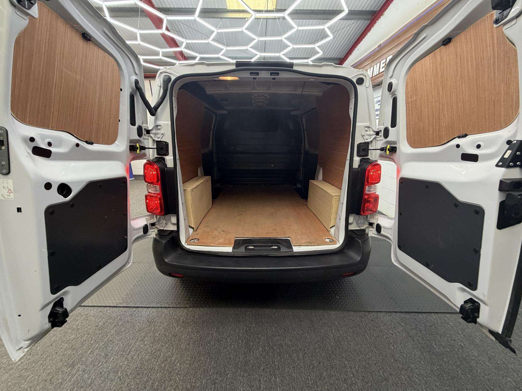2022 VAUXHALL VIVARO 2022 VAUXHALL VIVARO