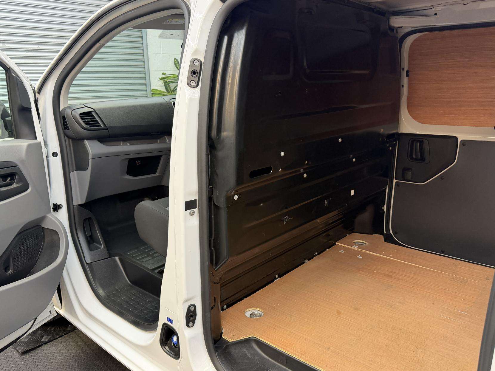 2022 VAUXHALL VIVARO 2022 VAUXHALL VIVARO