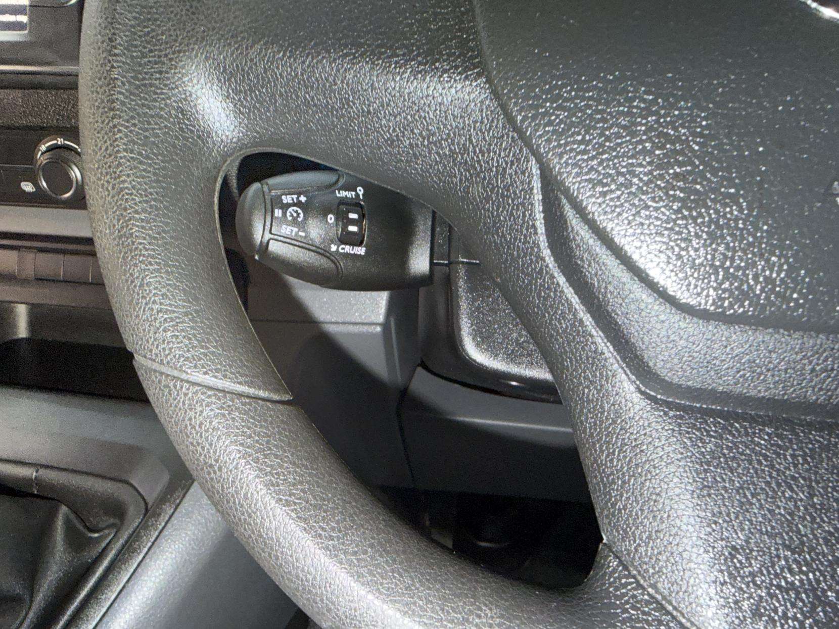 2022 VAUXHALL VIVARO 2022 VAUXHALL VIVARO