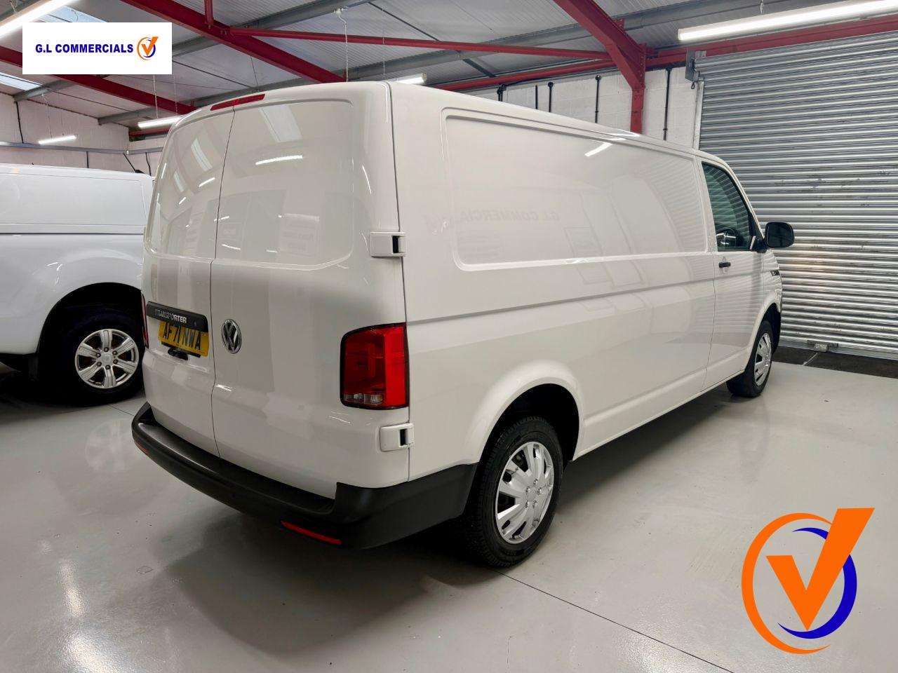 A 2021 VOLKSWAGEN TRANSPORTER 2.0 TDI T30 Startline Panel Van 5dr Diesel Manual FWD SWB Euro 6 (s/s) (90 ps) A 2021 VOLKSWAGEN TRANSPORTER 2.0 TDI T30 Startline Panel Van 5dr Diesel Manual FWD SWB Euro 6 (s/s) (90 ps)