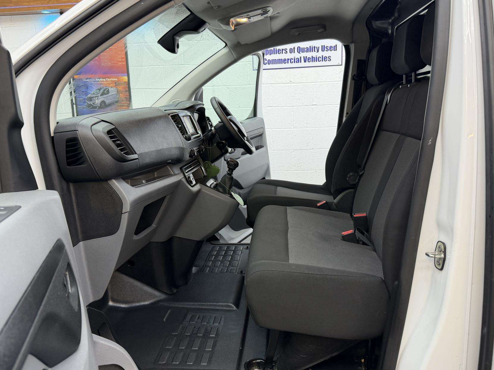 2022 VAUXHALL VIVARO 2022 VAUXHALL VIVARO