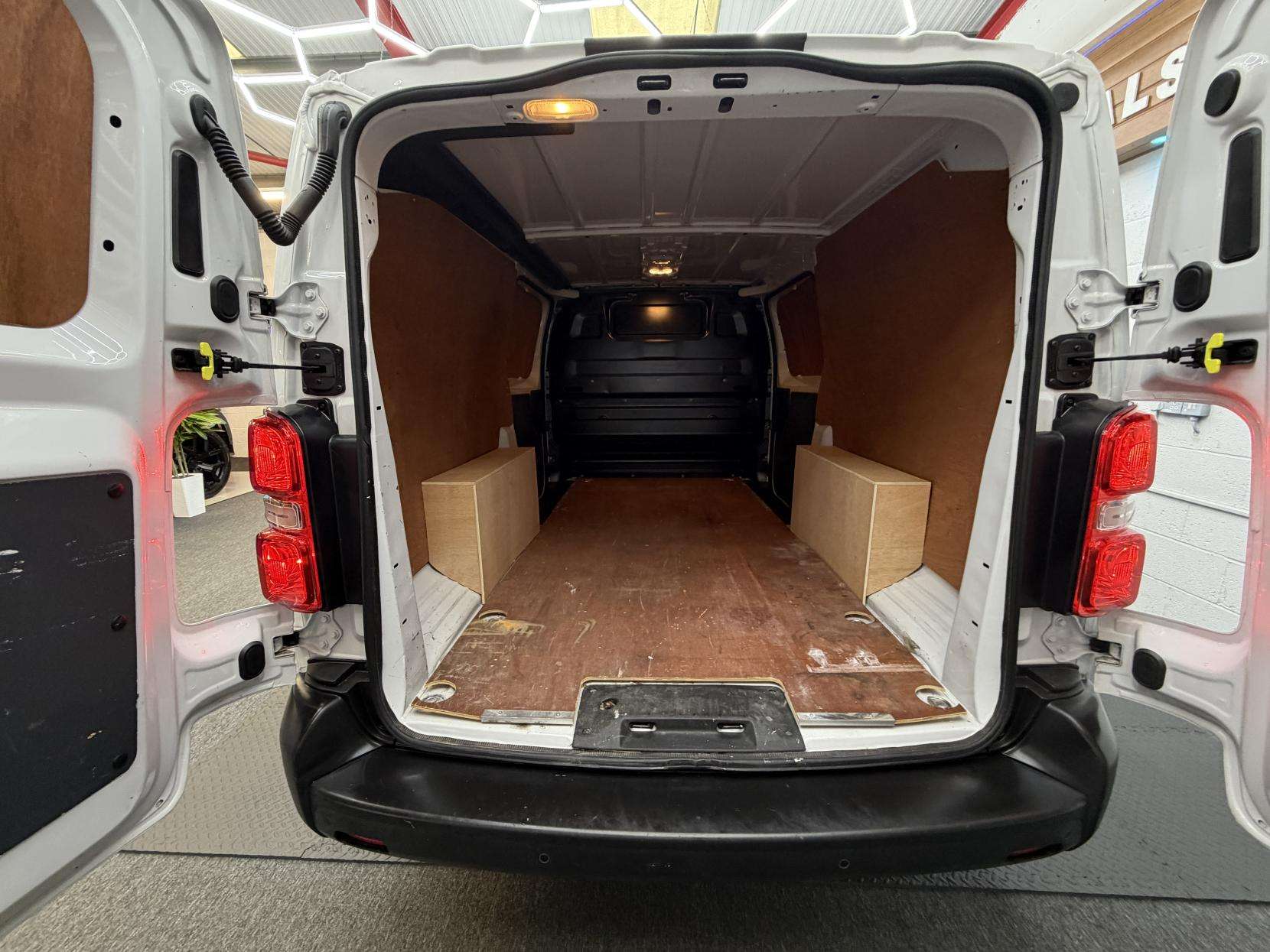 2022 VAUXHALL VIVARO 2022 VAUXHALL VIVARO