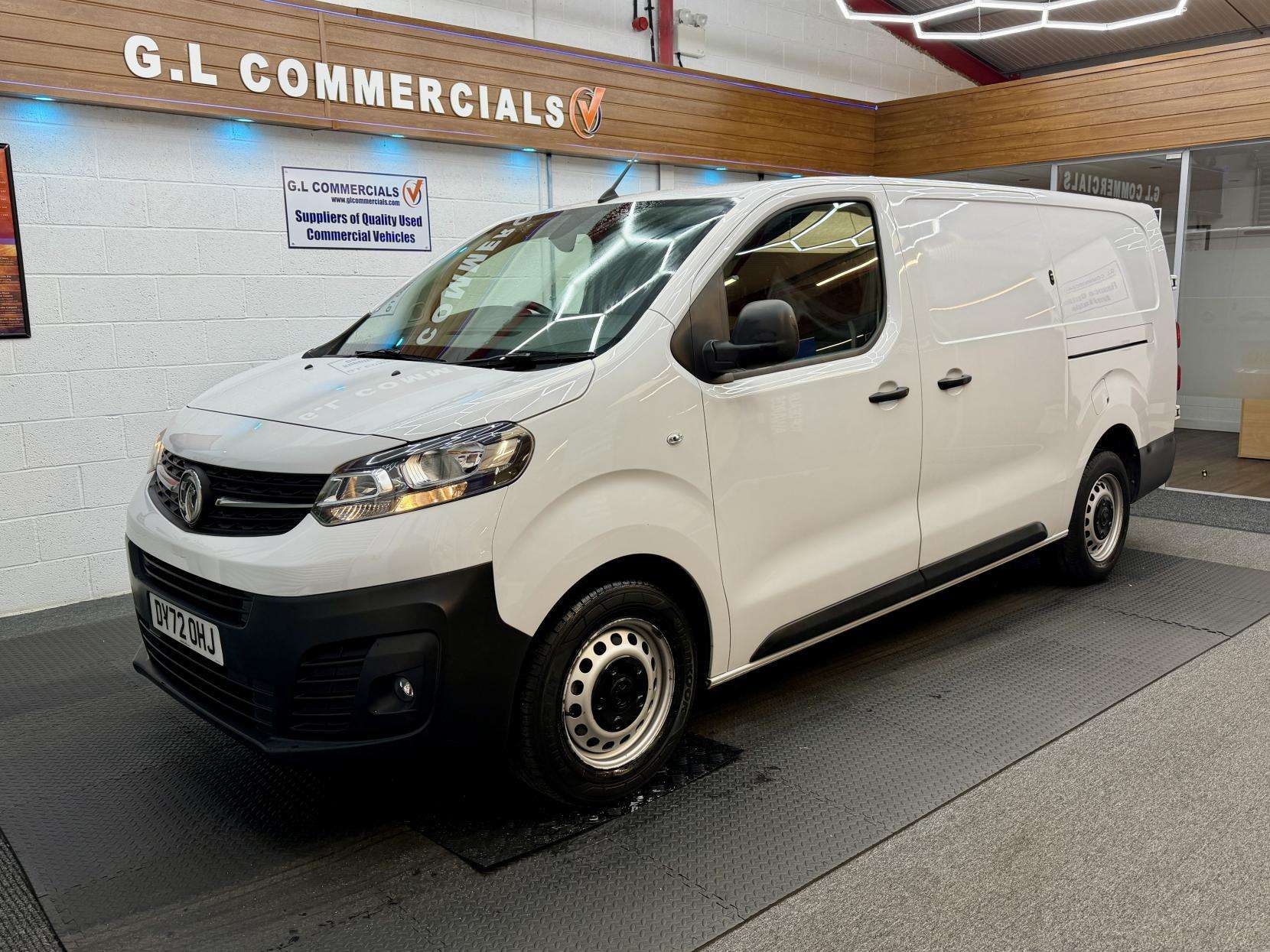 A 2022 VAUXHALL VIVARO 1.5 Turbo D 2900 Dynamic Panel Van 6dr Diesel Manual L2 H1 Euro 6 (s/s) (100 ps) A 2022 VAUXHALL VIVARO 1.5 Turbo D 2900 Dynamic Panel Van 6dr Diesel Manual L2 H1 Euro 6 (s/s) (100 ps)