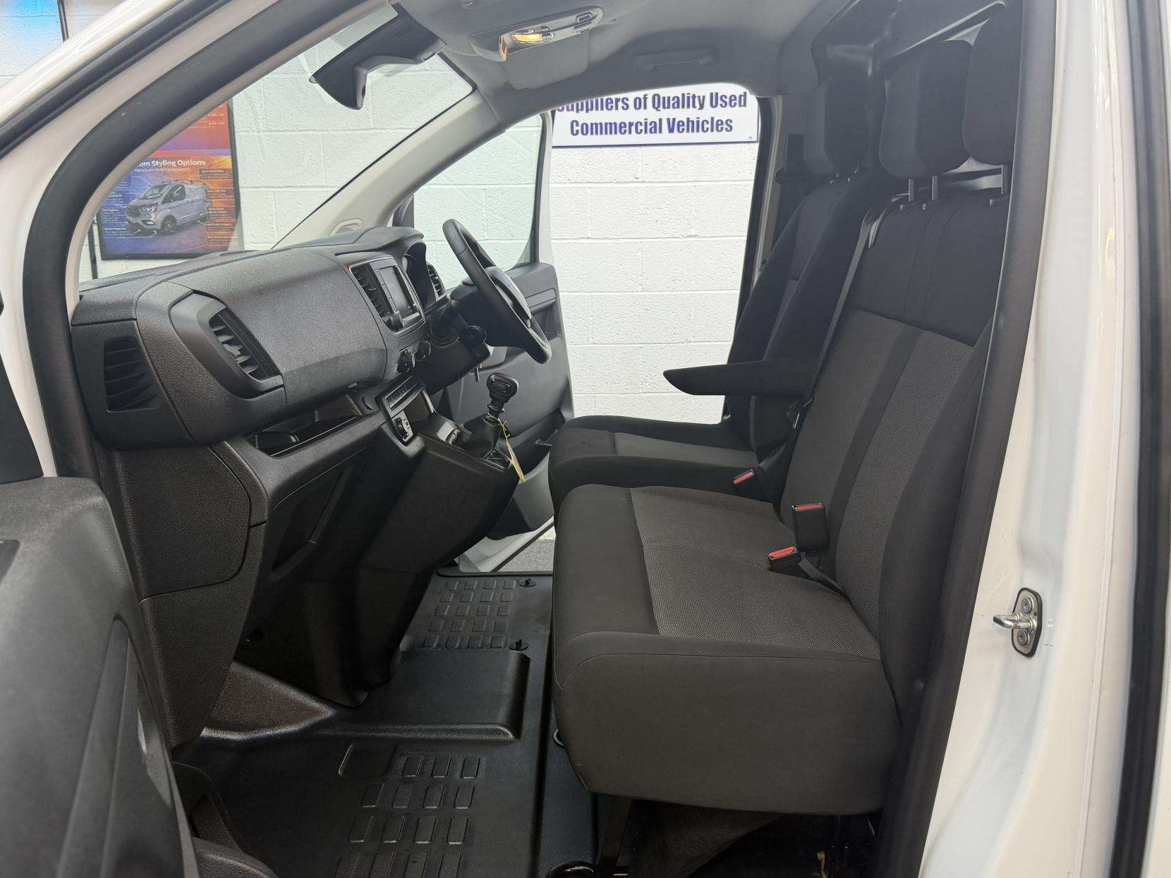 2023 VAUXHALL VIVARO 2023 VAUXHALL VIVARO