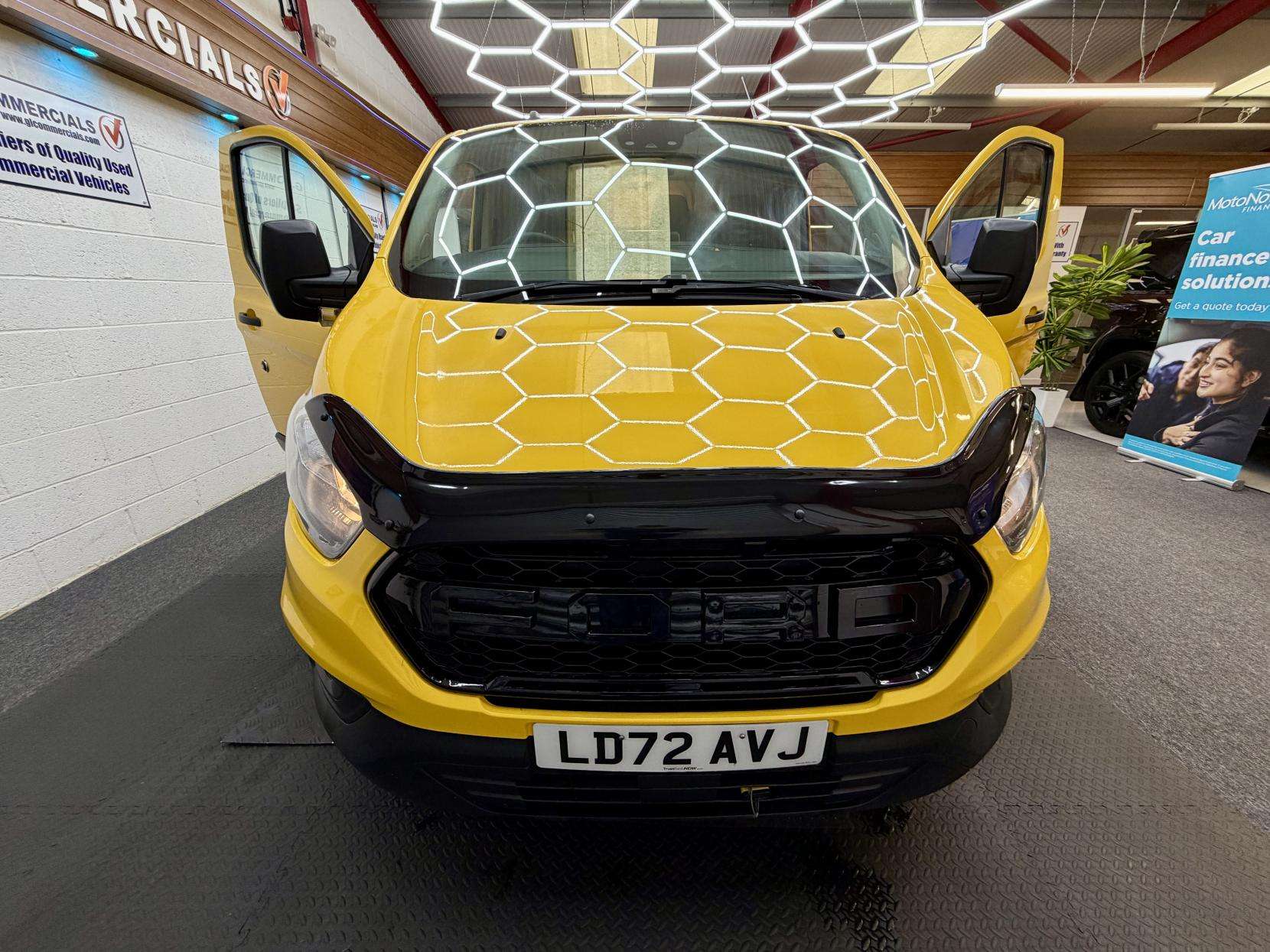 A 2022 FORD TRANSIT CUSTOM 2.0 340 EcoBlue Leader Panel Van 5dr Diesel Manual L1 H1 Euro 6 (s/s) (130 ps) A 2022 FORD TRANSIT CUSTOM 2.0 340 EcoBlue Leader Panel Van 5dr Diesel Manual L1 H1 Euro 6 (s/s) (130 ps)