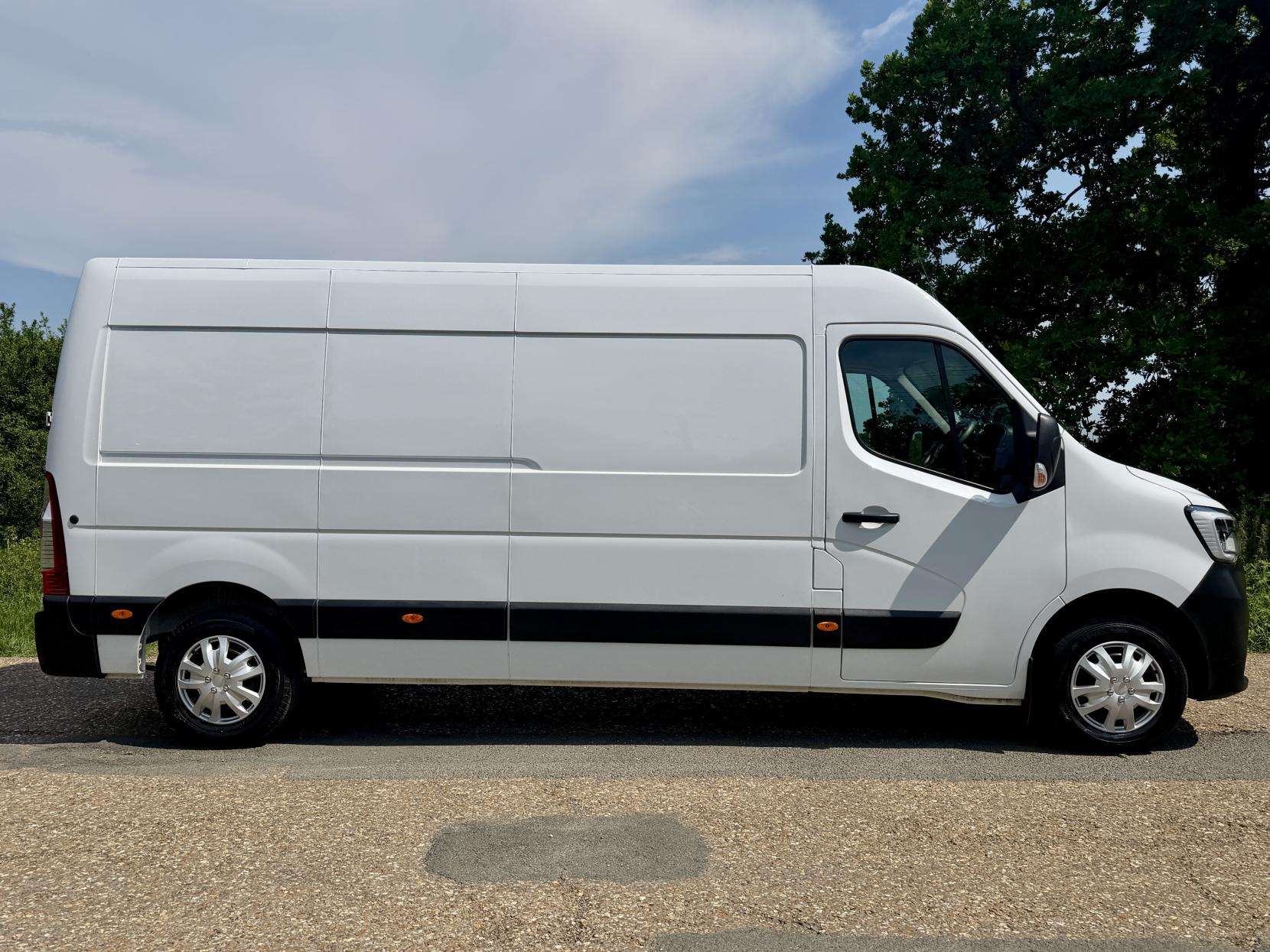 2023 RENAULT MASTER 2023 RENAULT MASTER