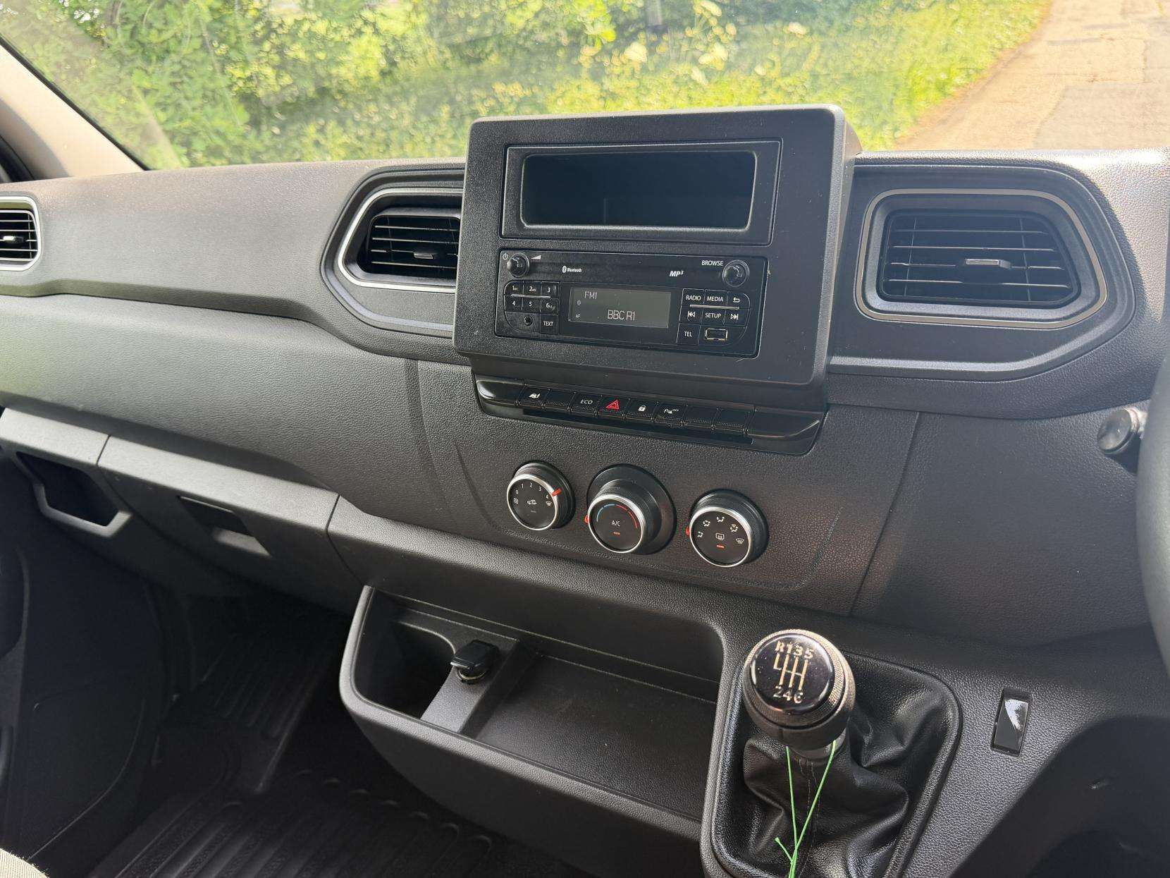 2023 RENAULT MASTER 2023 RENAULT MASTER