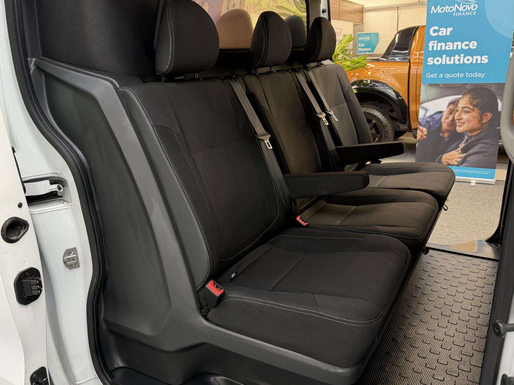 2024 RENAULT TRAFIC 2024 RENAULT TRAFIC