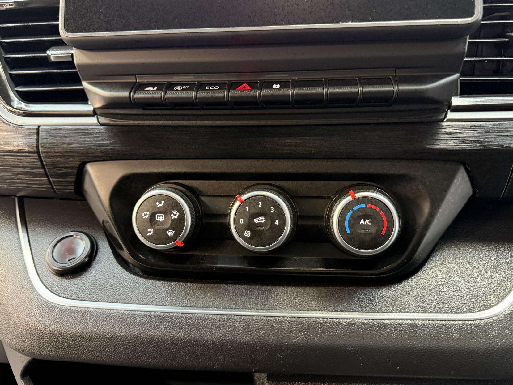 2024 RENAULT TRAFIC 2024 RENAULT TRAFIC