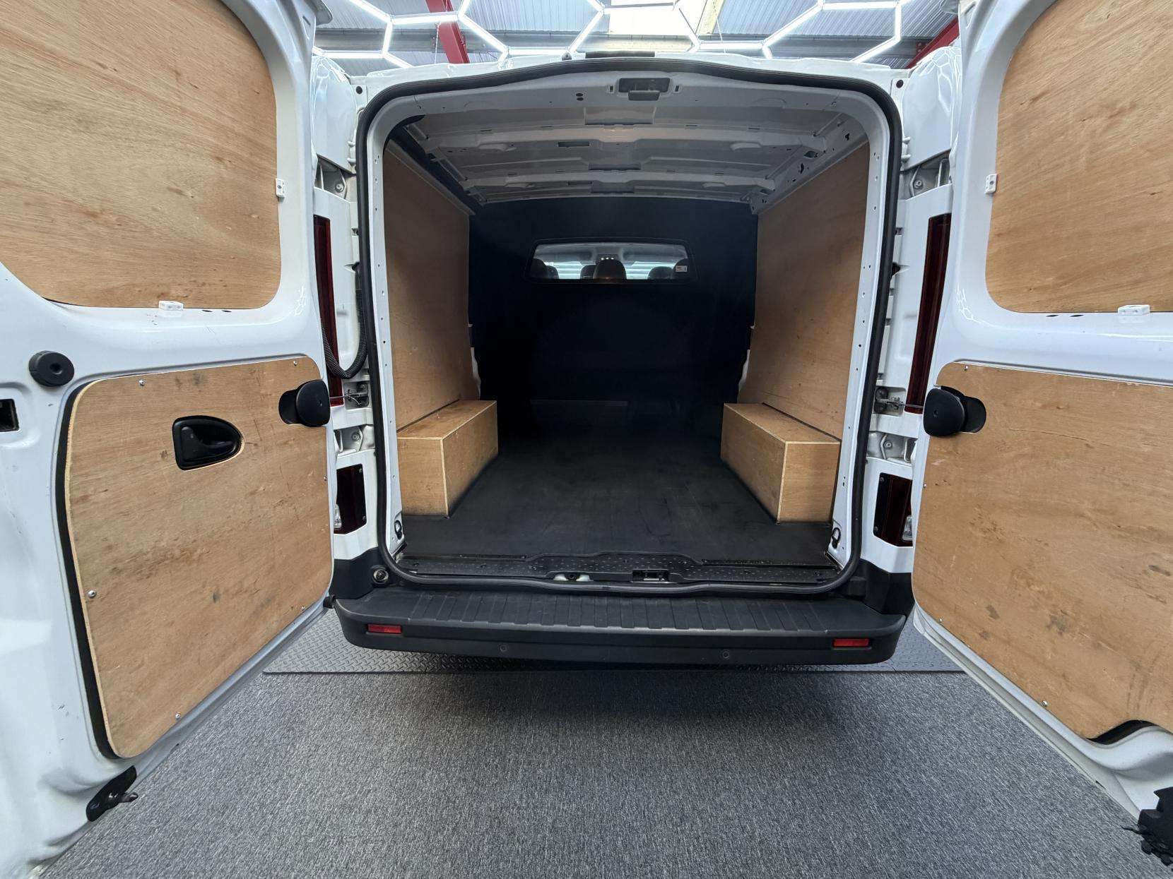 2024 RENAULT TRAFIC 2024 RENAULT TRAFIC