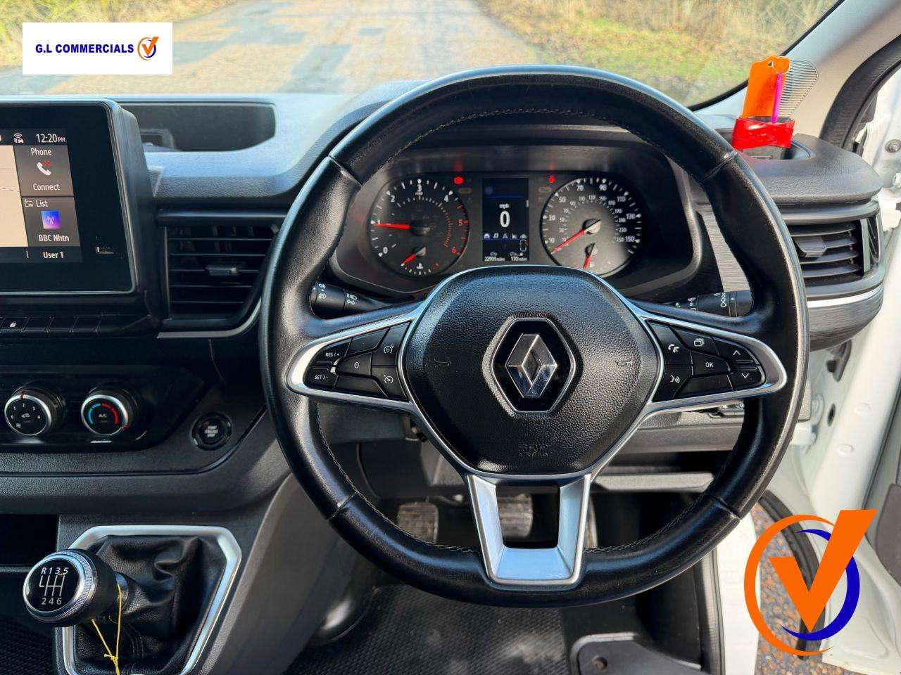 2024 RENAULT TRAFIC 2024 RENAULT TRAFIC
