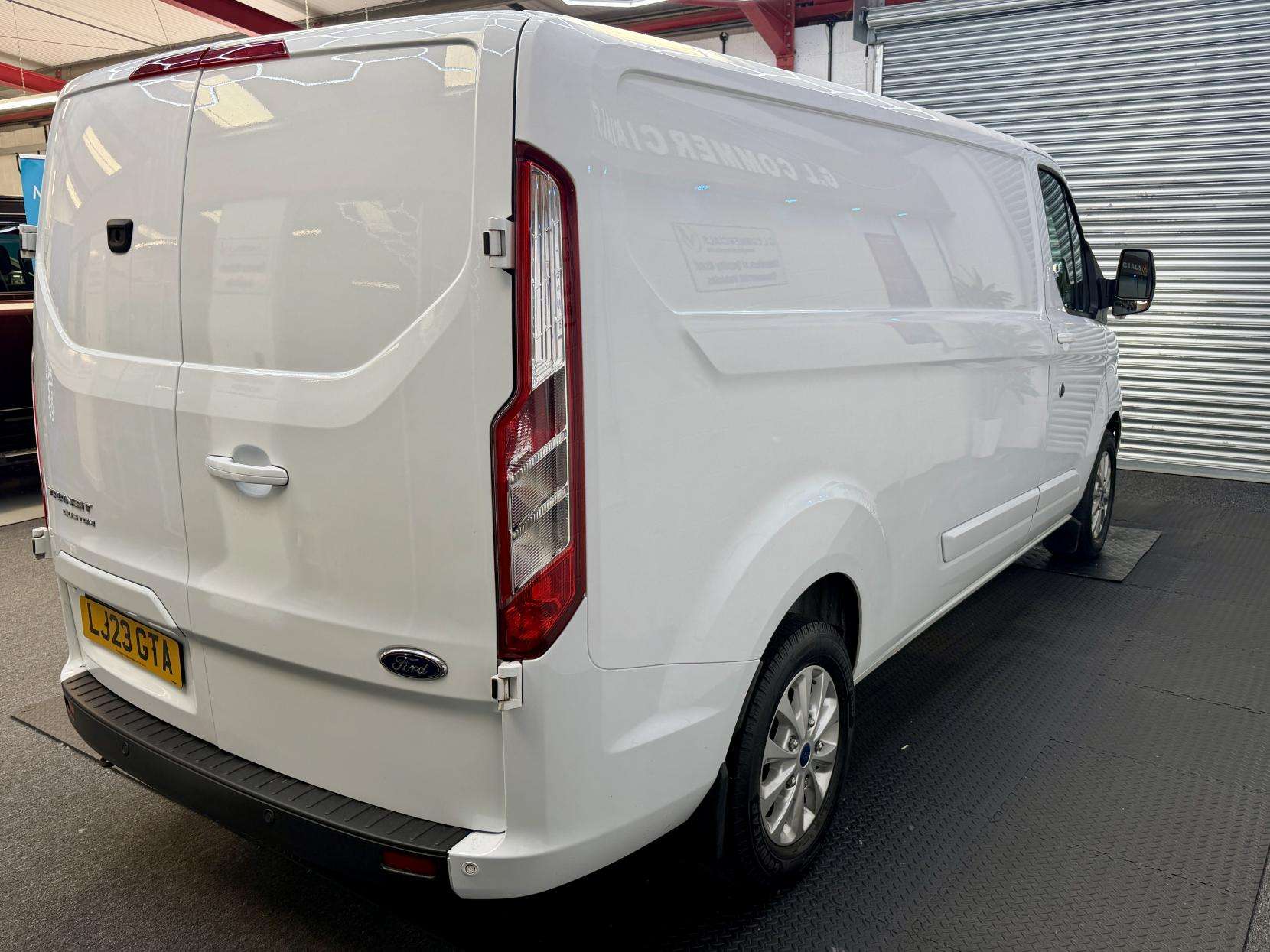 A 2023 FORD TRANSIT CUSTOM 2.0 300 EcoBlue Limited Panel Van 5dr Diesel Manual L2 H1 Euro 6 (s/s) (130 ps) A 2023 FORD TRANSIT CUSTOM 2.0 300 EcoBlue Limited Panel Van 5dr Diesel Manual L2 H1 Euro 6 (s/s) (130 ps)