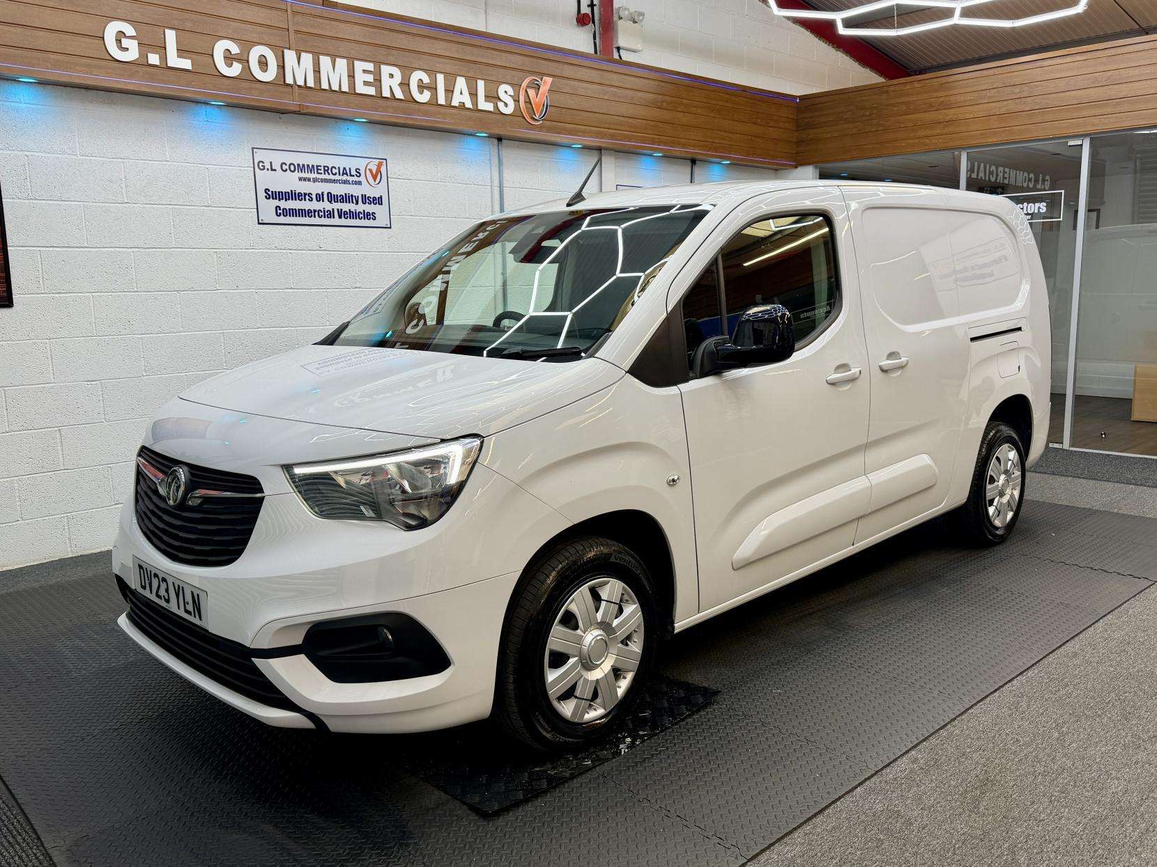 A 2023 VAUXHALL COMBO 1.5 Turbo D 2300 Pro Panel Van 6dr Diesel Manual L2 H1 Euro 6 (s/s) (100 ps) A 2023 VAUXHALL COMBO 1.5 Turbo D 2300 Pro Panel Van 6dr Diesel Manual L2 H1 Euro 6 (s/s) (100 ps)