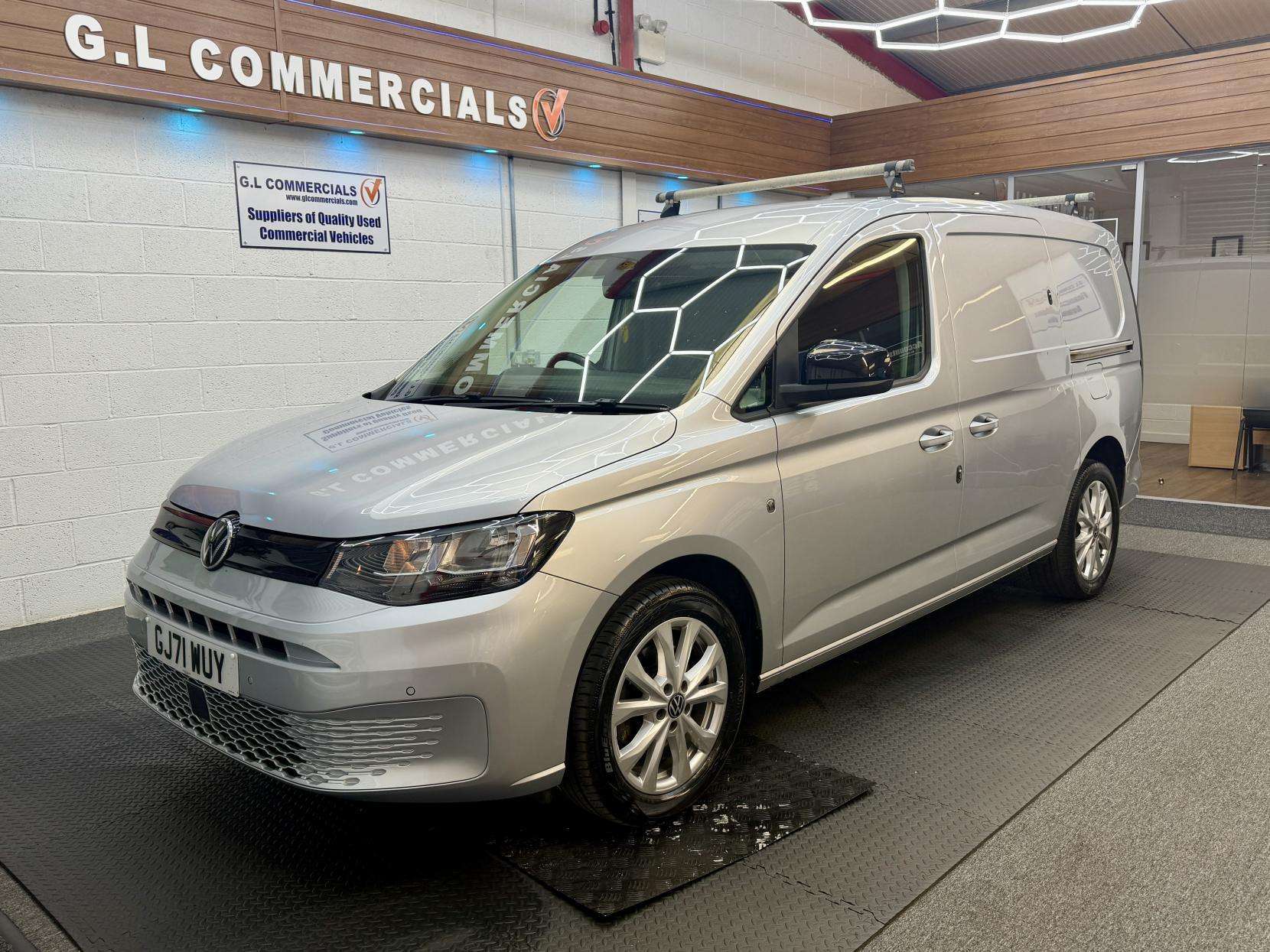 A 2021 VOLKSWAGEN CADDY MAXI 2.0 TDI C20 Commerce Pro Panel Van 6dr Diesel Manual LWB Euro 6 (s/s) (102 ps) A 2021 VOLKSWAGEN CADDY MAXI 2.0 TDI C20 Commerce Pro Panel Van 6dr Diesel Manual LWB Euro 6 (s/s) (102 ps)