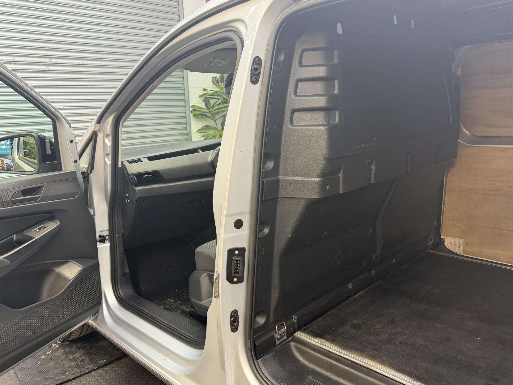 2021 VOLKSWAGEN CADDY MAXI 2021 VOLKSWAGEN CADDY MAXI