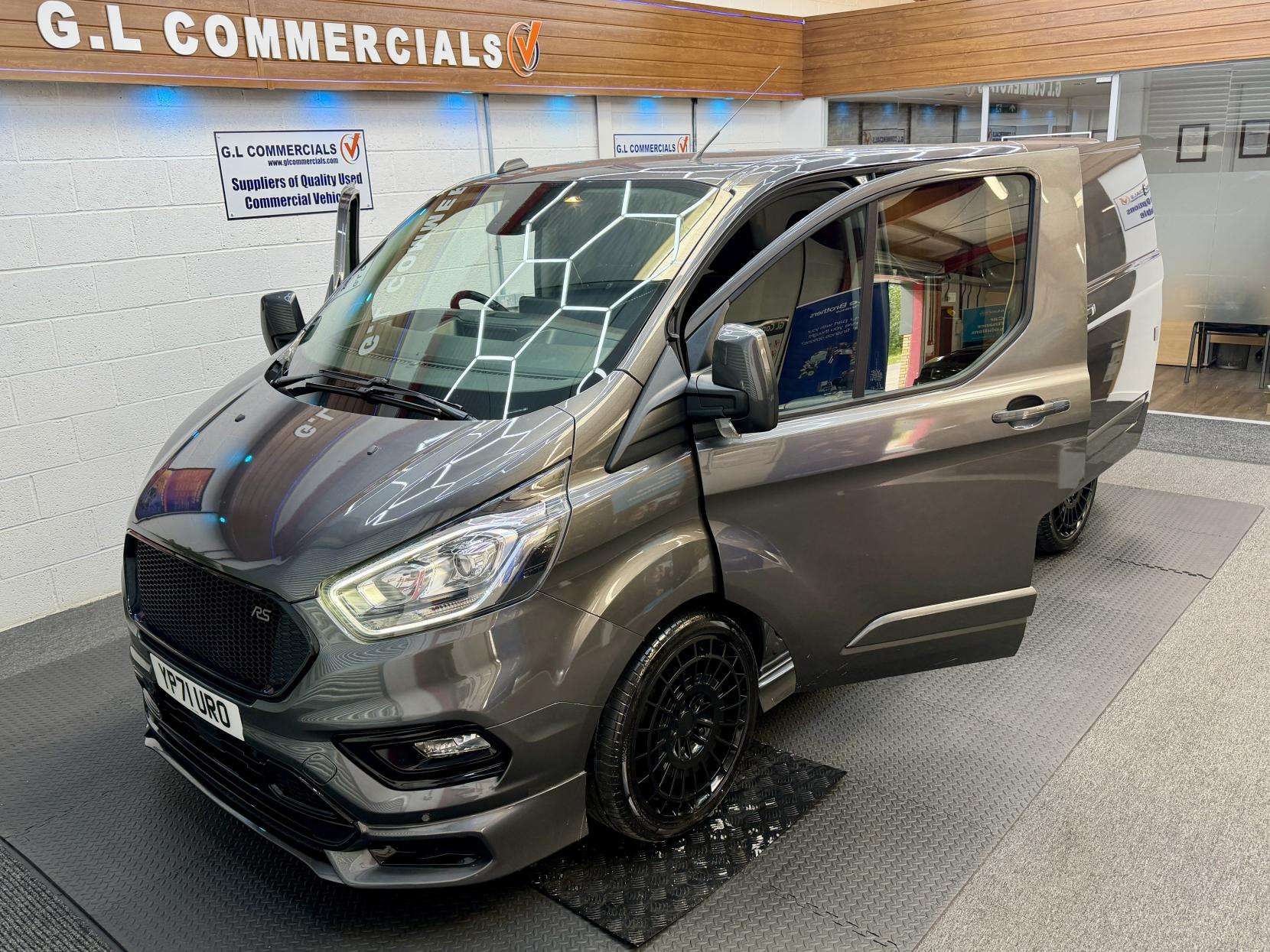 A 2021 FORD TRANSIT CUSTOM 2.0 280 EcoBlue Limited Panel Van 5dr Diesel Manual L1 H1 Euro 6 (s/s) (130 ps) A 2021 FORD TRANSIT CUSTOM 2.0 280 EcoBlue Limited Panel Van 5dr Diesel Manual L1 H1 Euro 6 (s/s) (130 ps)