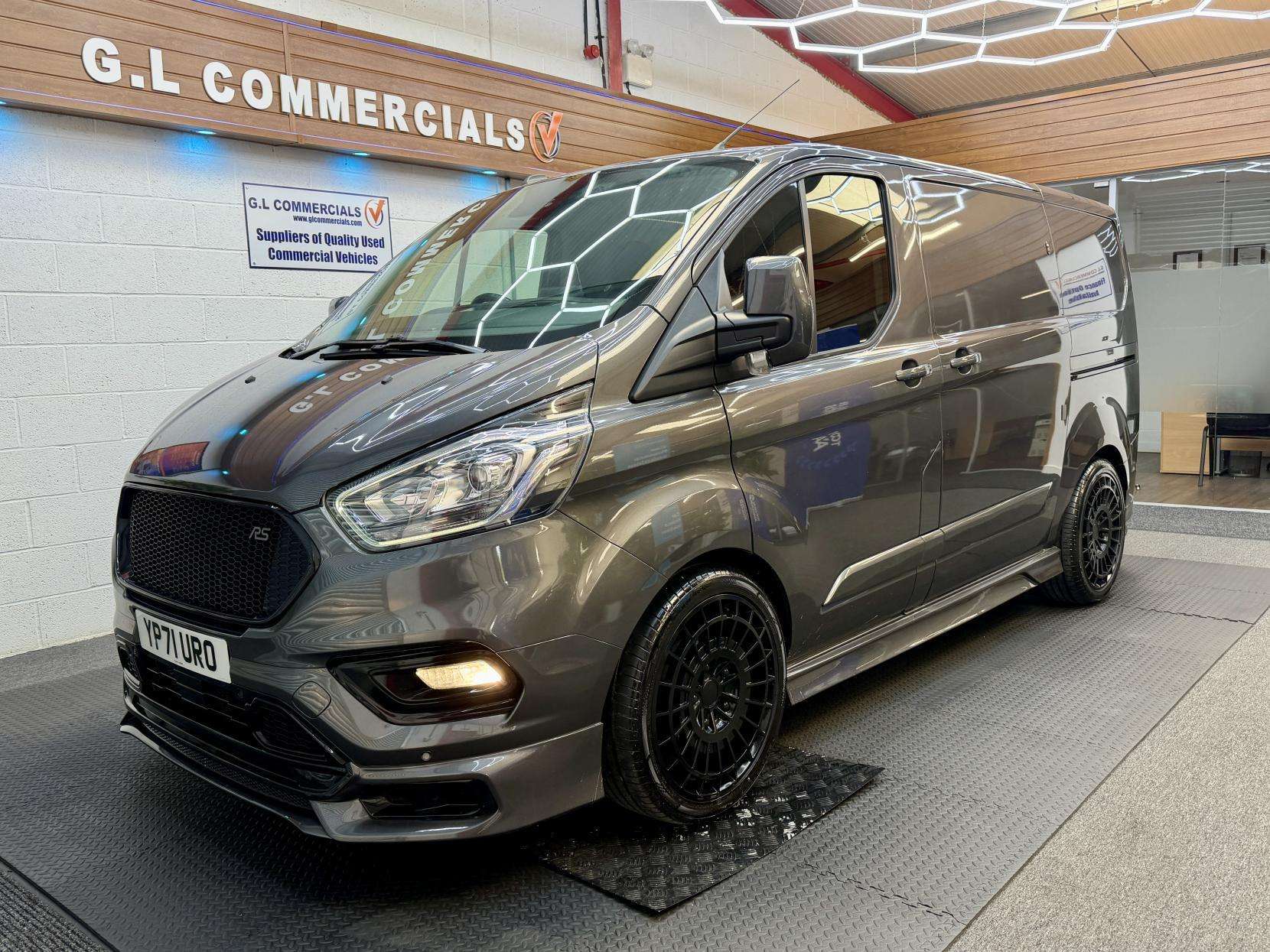 A 2021 FORD TRANSIT CUSTOM 2.0 280 EcoBlue Limited Panel Van 5dr Diesel Manual L1 H1 Euro 6 (s/s) (130 ps) A 2021 FORD TRANSIT CUSTOM 2.0 280 EcoBlue Limited Panel Van 5dr Diesel Manual L1 H1 Euro 6 (s/s) (130 ps)