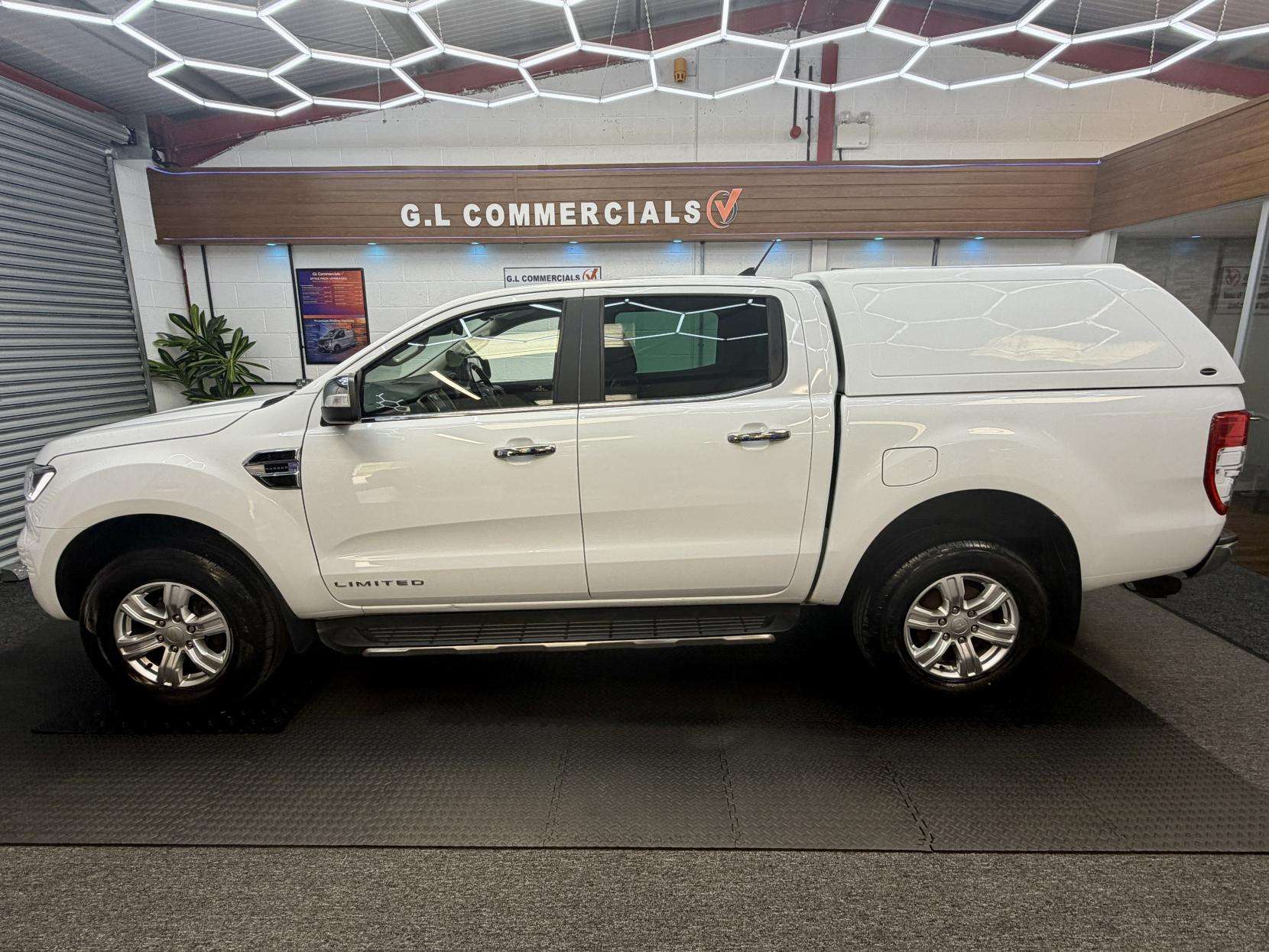 A 2023 FORD RANGER 2.0 EcoBlue Limited Pickup Double Cab 4dr Diesel Auto 4WD Euro 6 (s/s) (170 ps) A 2023 FORD RANGER 2.0 EcoBlue Limited Pickup Double Cab 4dr Diesel Auto 4WD Euro 6 (s/s) (170 ps)
