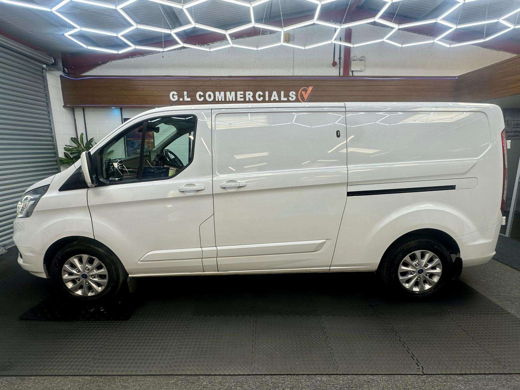 A 2023 FORD TRANSIT CUSTOM 2.0 300 EcoBlue Limited Panel Van 5dr Diesel Manual L2 H1 Euro 6 (s/s) (130 ps) A 2023 FORD TRANSIT CUSTOM 2.0 300 EcoBlue Limited Panel Van 5dr Diesel Manual L2 H1 Euro 6 (s/s) (130 ps)