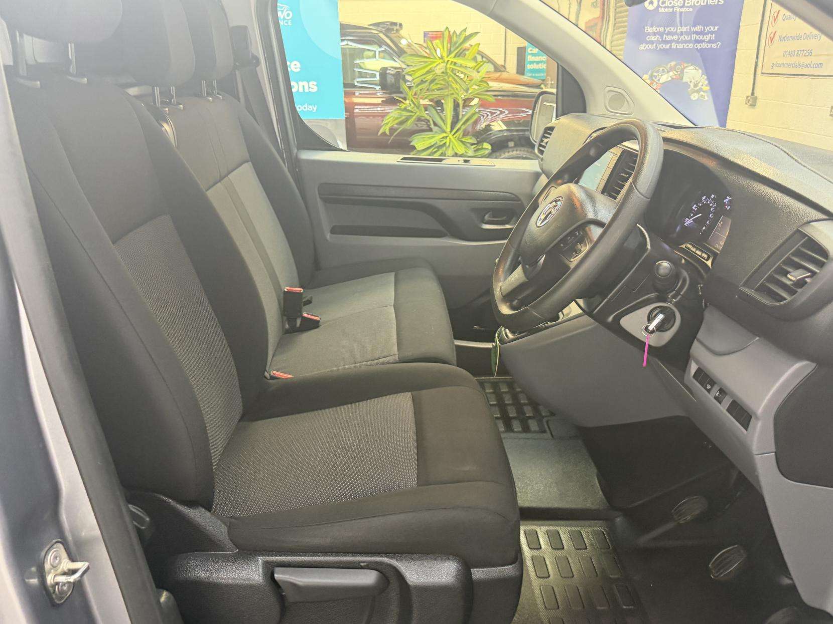 2022 VAUXHALL VIVARO 2022 VAUXHALL VIVARO