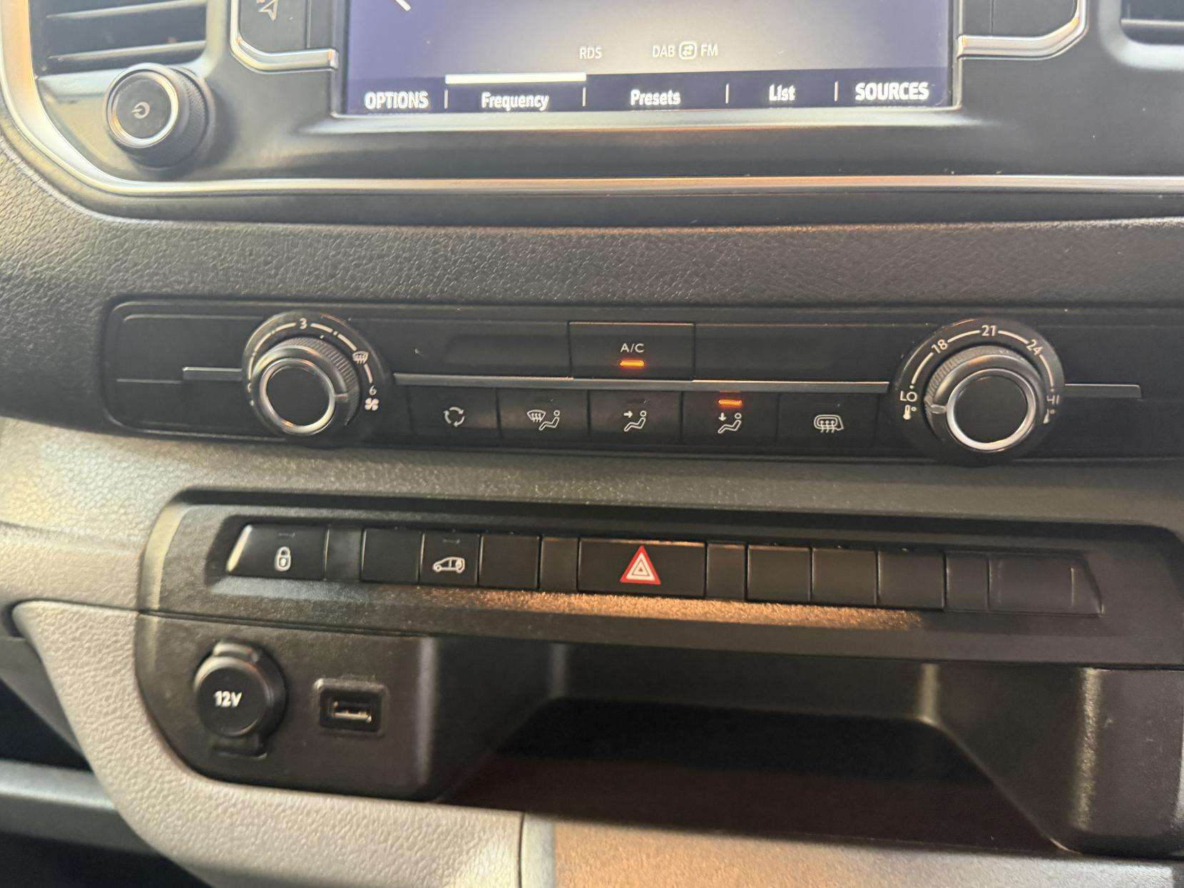 2022 VAUXHALL VIVARO 2022 VAUXHALL VIVARO