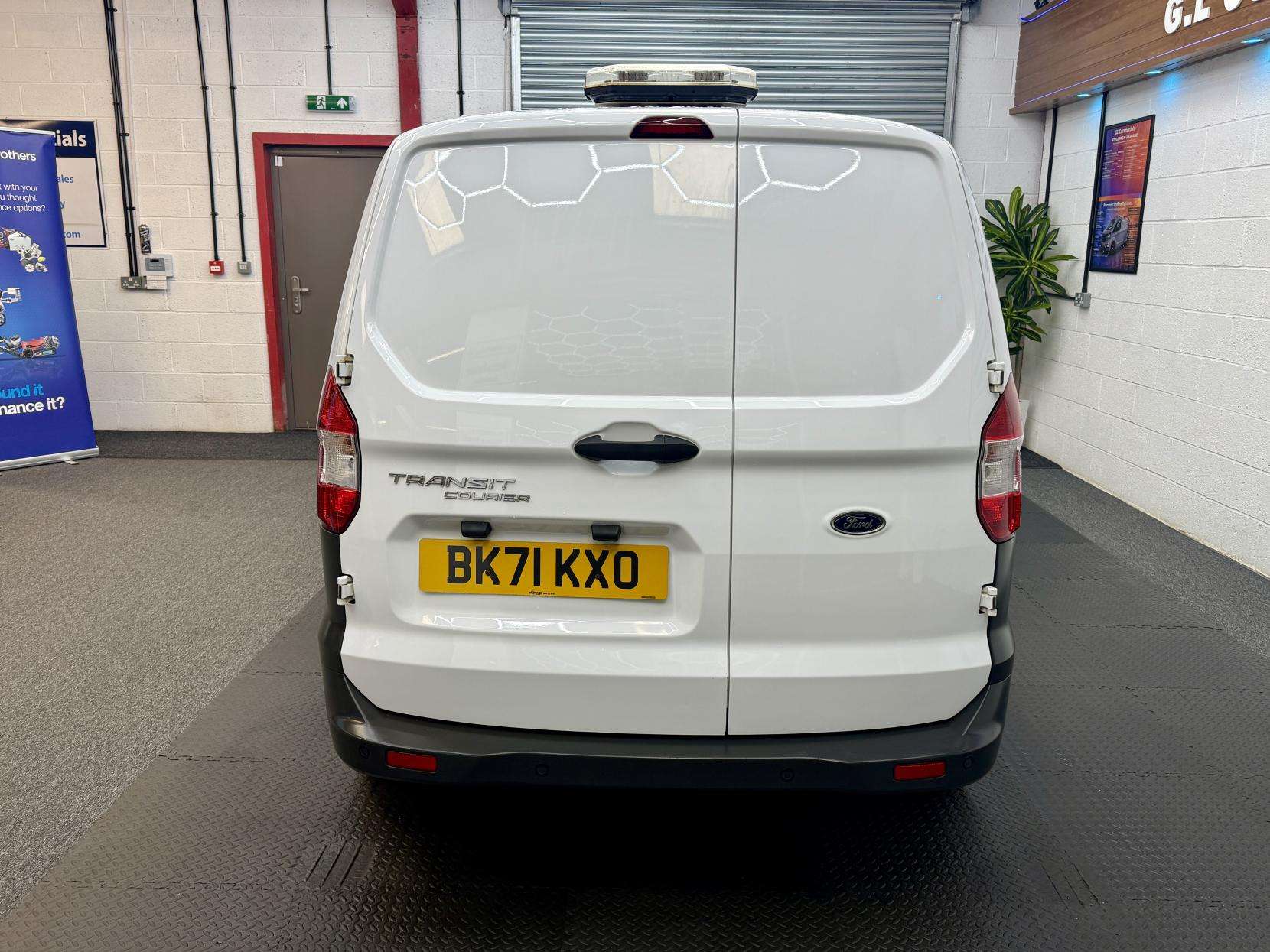 2021 FORD TRANSIT COURIER 2021 FORD TRANSIT COURIER