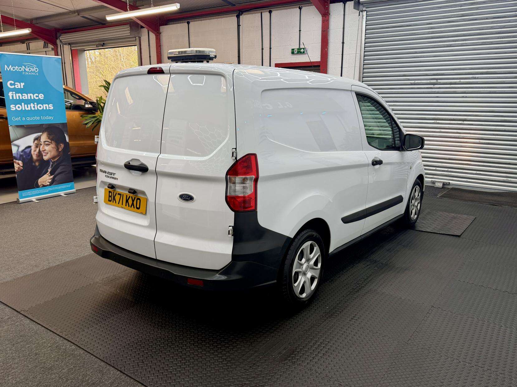 2021 FORD TRANSIT COURIER 2021 FORD TRANSIT COURIER