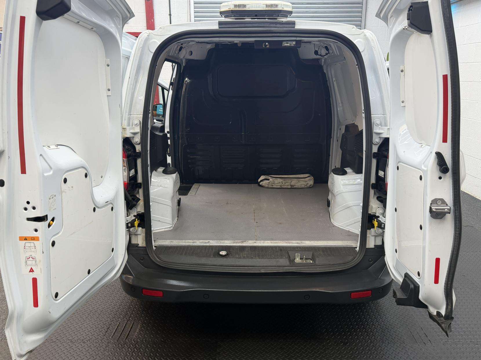 2021 FORD TRANSIT COURIER 2021 FORD TRANSIT COURIER