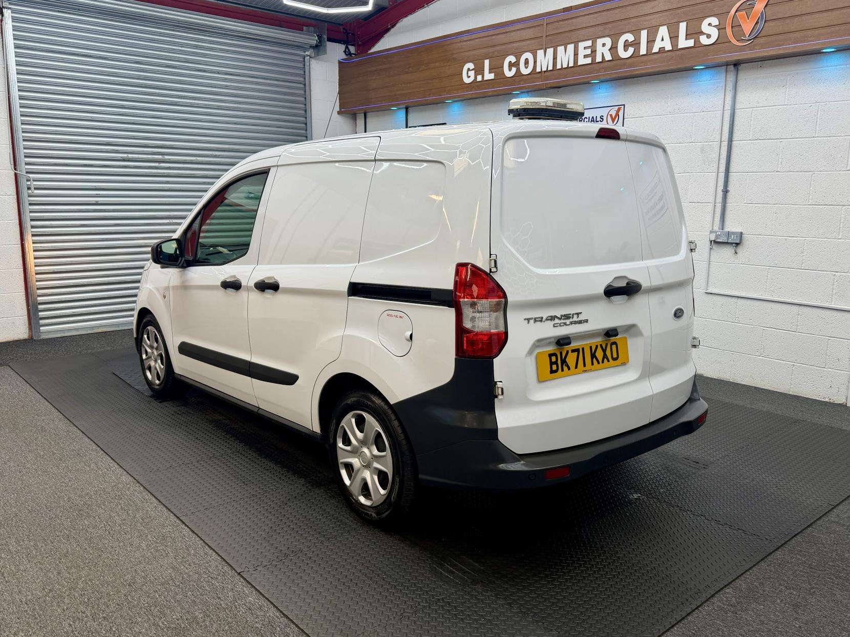 A 2021 FORD TRANSIT COURIER 1.5 TDCi Trend Panel Van 5dr Diesel Manual L1 Euro 6 (75 ps) A 2021 FORD TRANSIT COURIER 1.5 TDCi Trend Panel Van 5dr Diesel Manual L1 Euro 6 (75 ps)