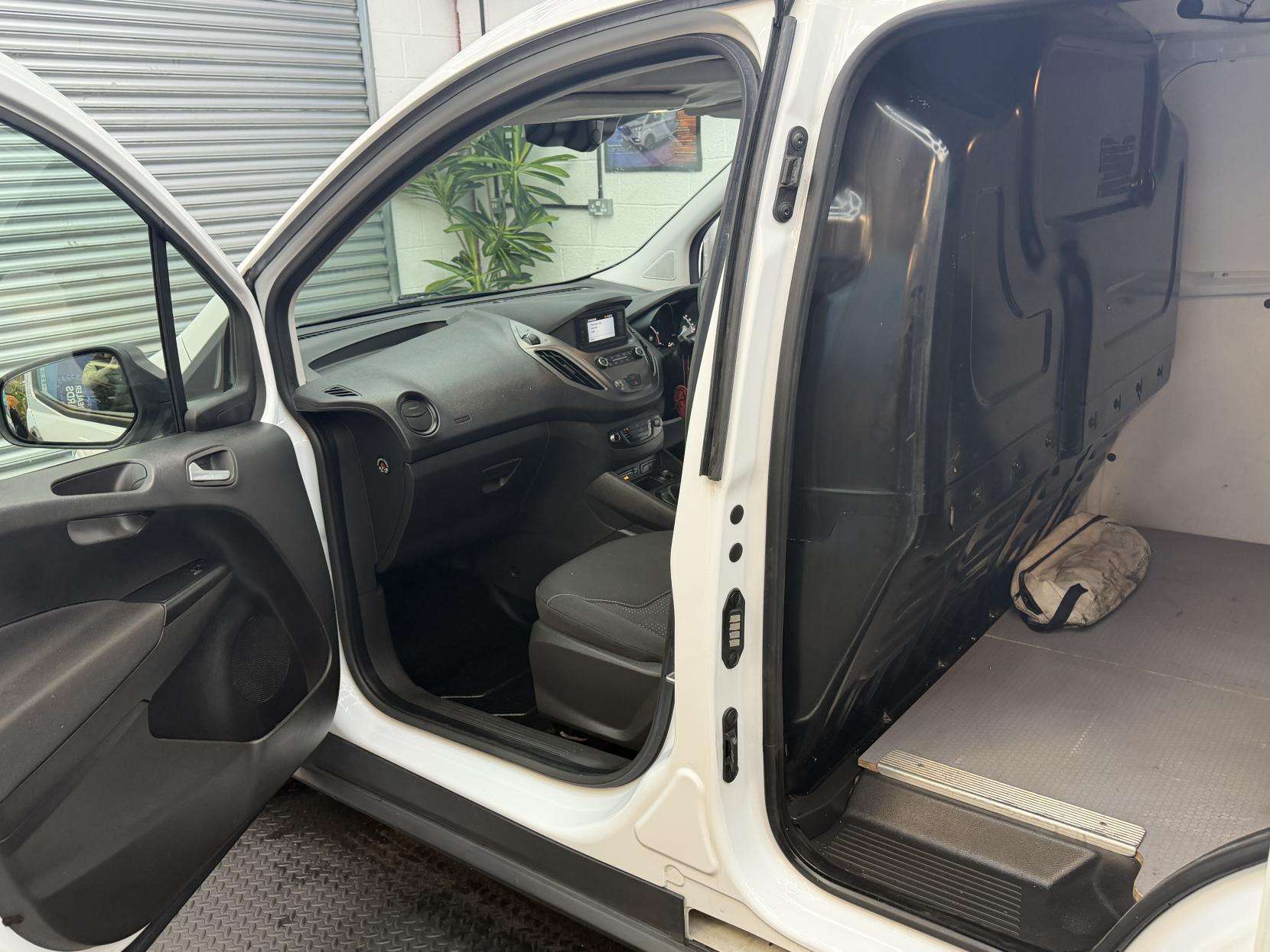 2021 FORD TRANSIT COURIER 2021 FORD TRANSIT COURIER