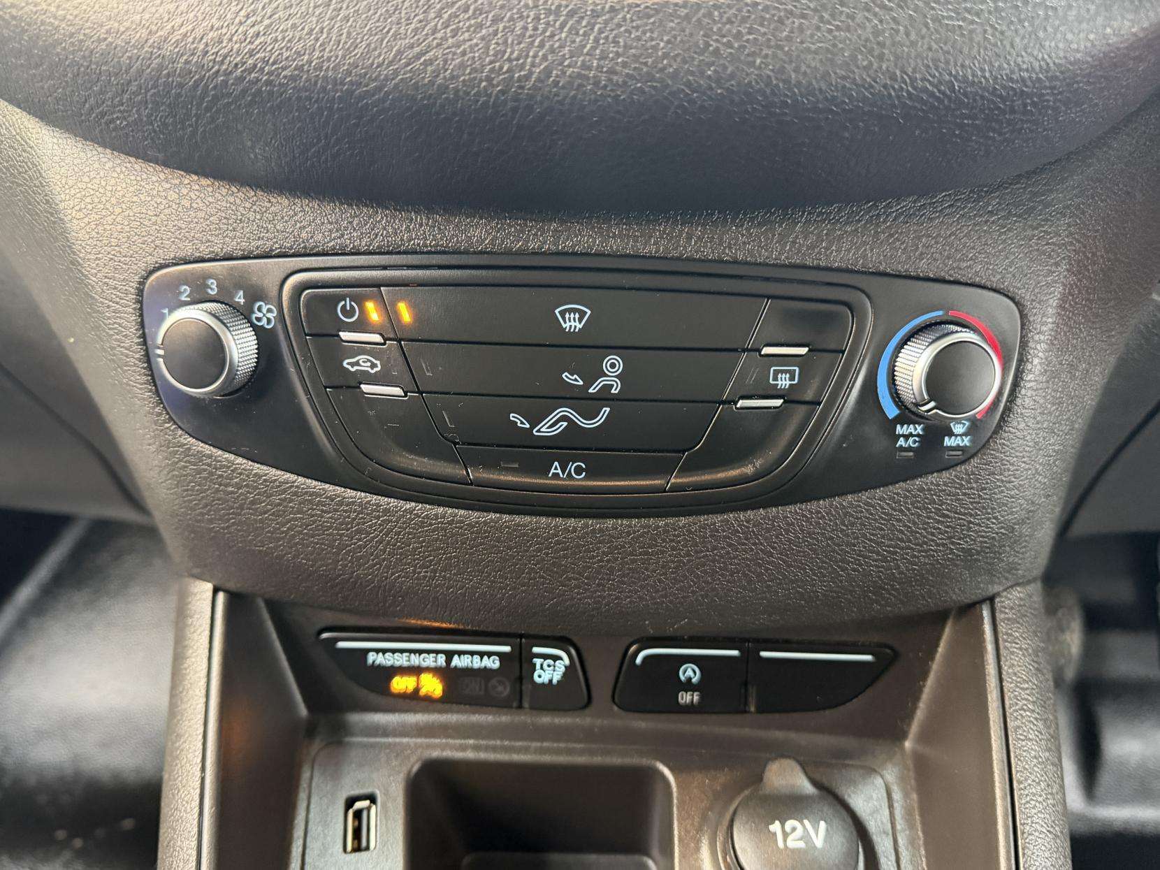 2021 FORD TRANSIT COURIER 2021 FORD TRANSIT COURIER