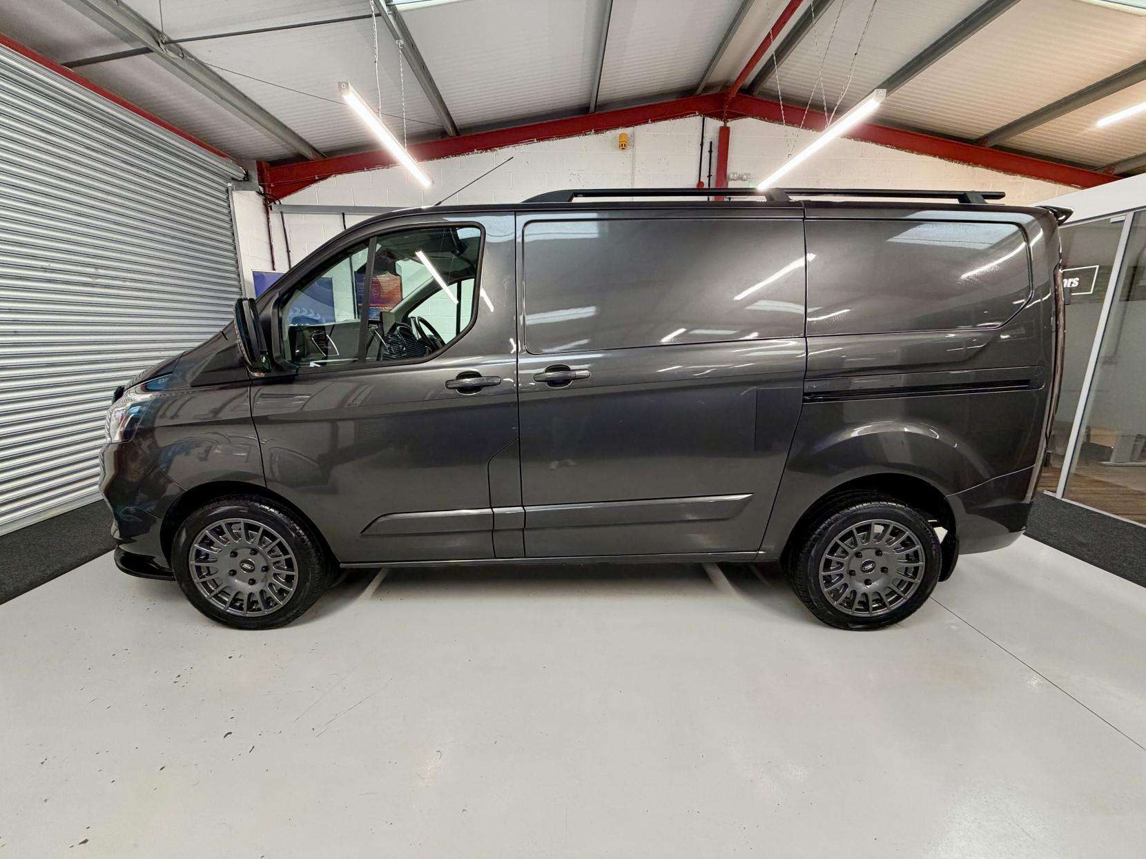 A 2023 FORD TRANSIT CUSTOM 2.0 280 EcoBlue Limited Panel Van 5dr Diesel Manual L1 H1 Euro 6 (s/s) (130 ps) A 2023 FORD TRANSIT CUSTOM 2.0 280 EcoBlue Limited Panel Van 5dr Diesel Manual L1 H1 Euro 6 (s/s) (130 ps)